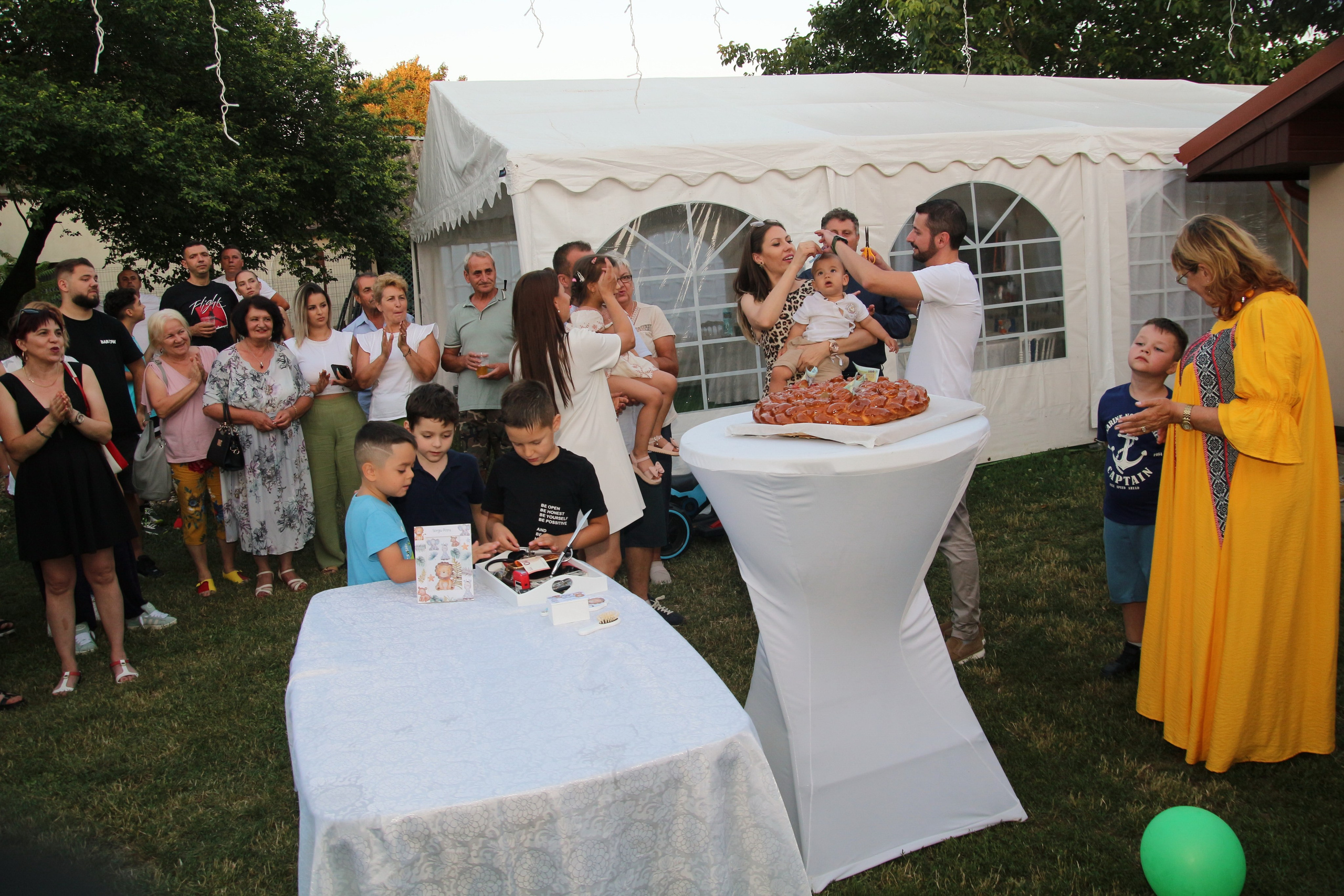 BYZO MEDIA. PETRU BYZO - family and children photographer in ROMANIA