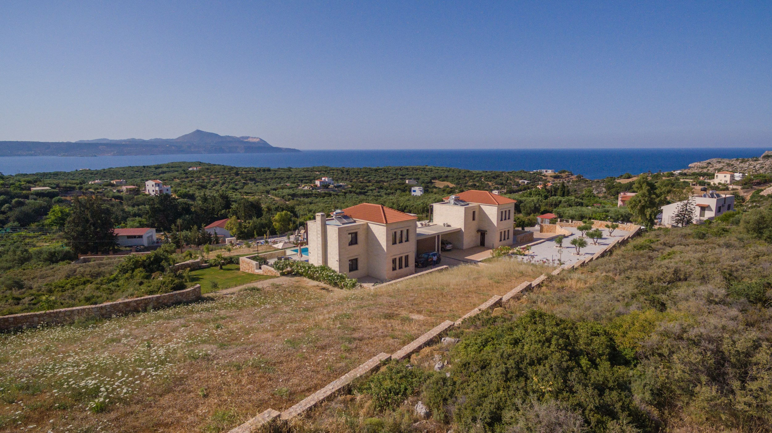 Stone House in Plaka. Photograper in Chania, Crete
