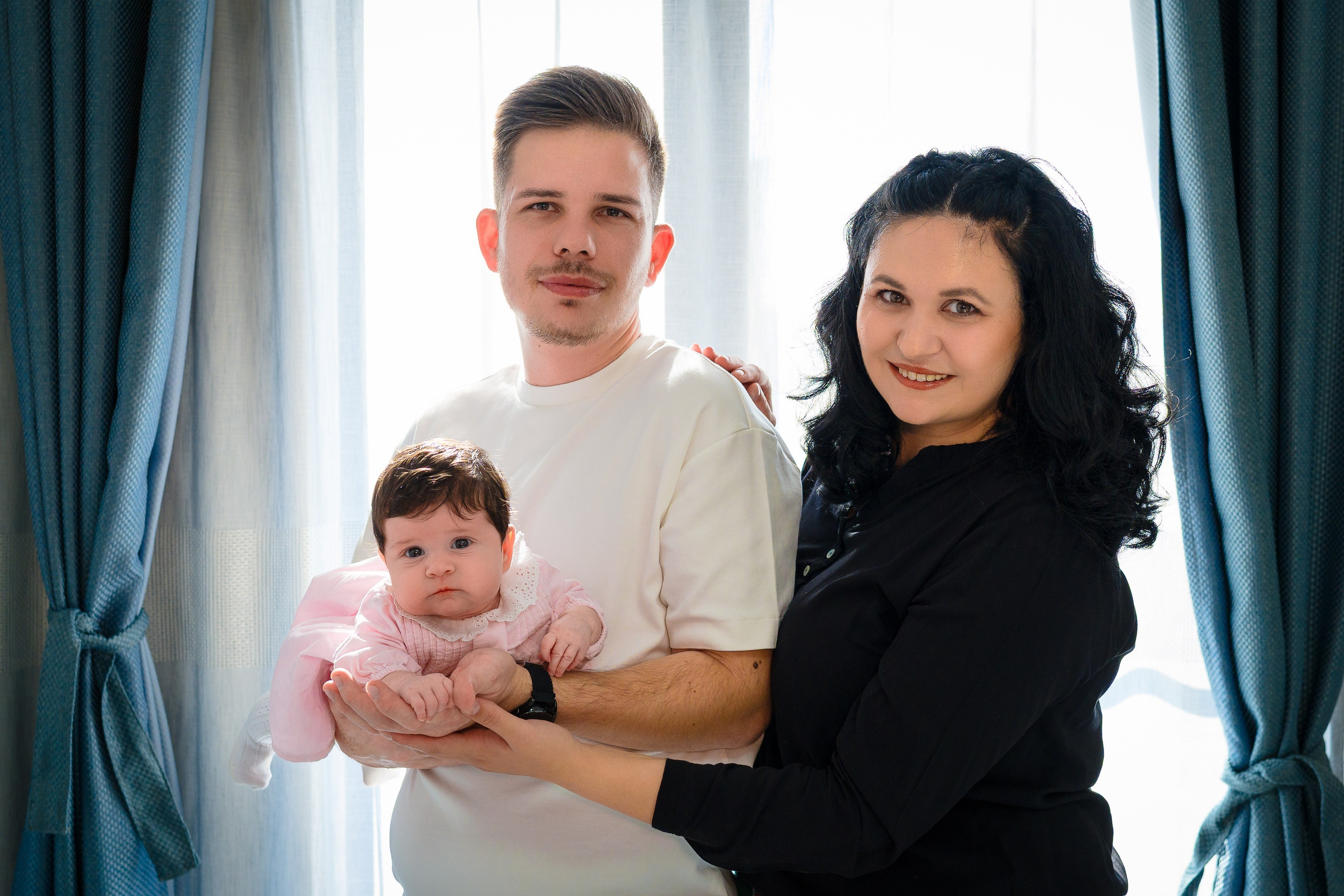 Amalia Gabriela. Fotograf de evenimente, nunta, botez, portrete - FotoStudio