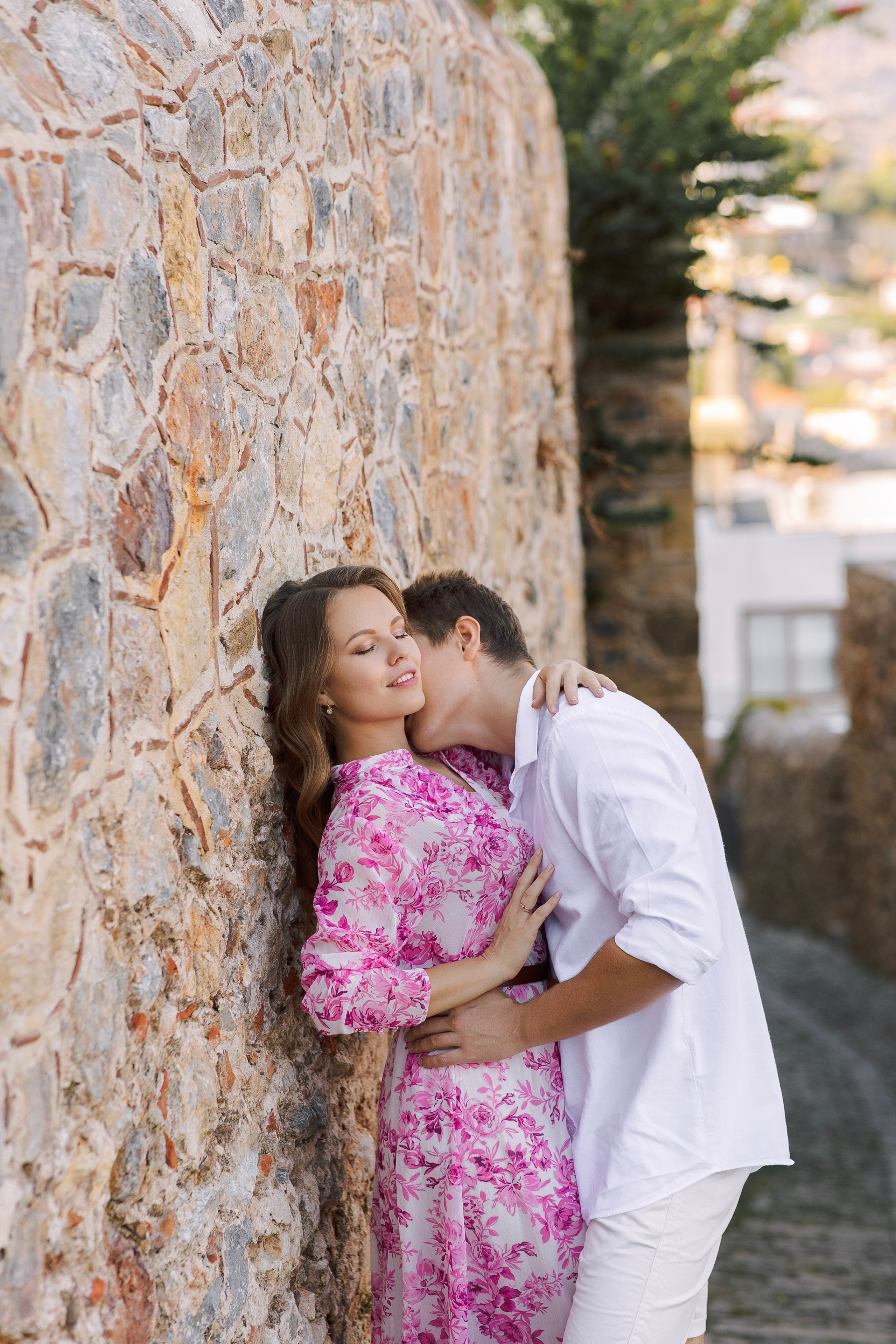 Family Walk in Alanya Old City | Colourful Streets Photoshoot. Professional Photographer in Alanya, Side, Belek, Antalya. Turkiye