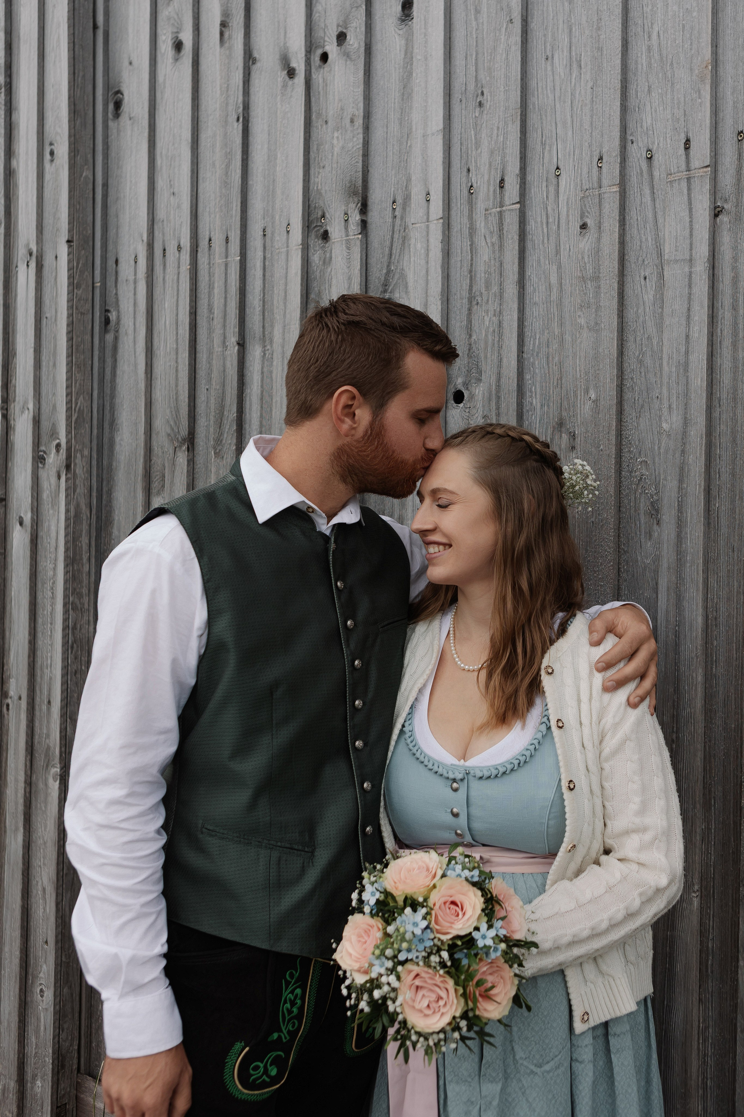 Love Story / Hochzeit. Fotografin Larysa Chepurko| Füssen| Garmisch-Partenkirchen| Weilheim| Schongau| Murnau| München | Hochzeitsfotograf Füssen | Larysa Photo