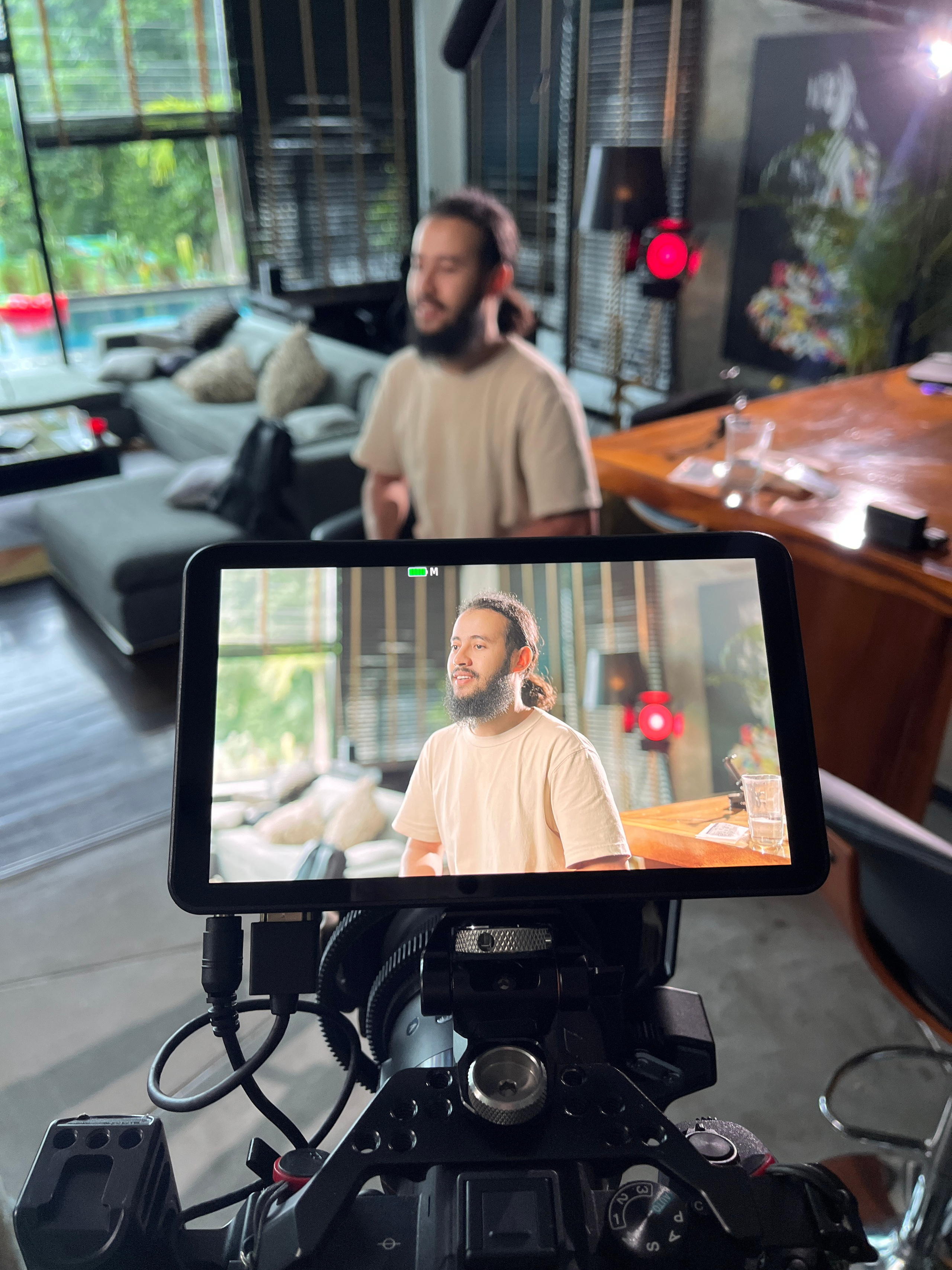 Предложения. Брахим — фотограф