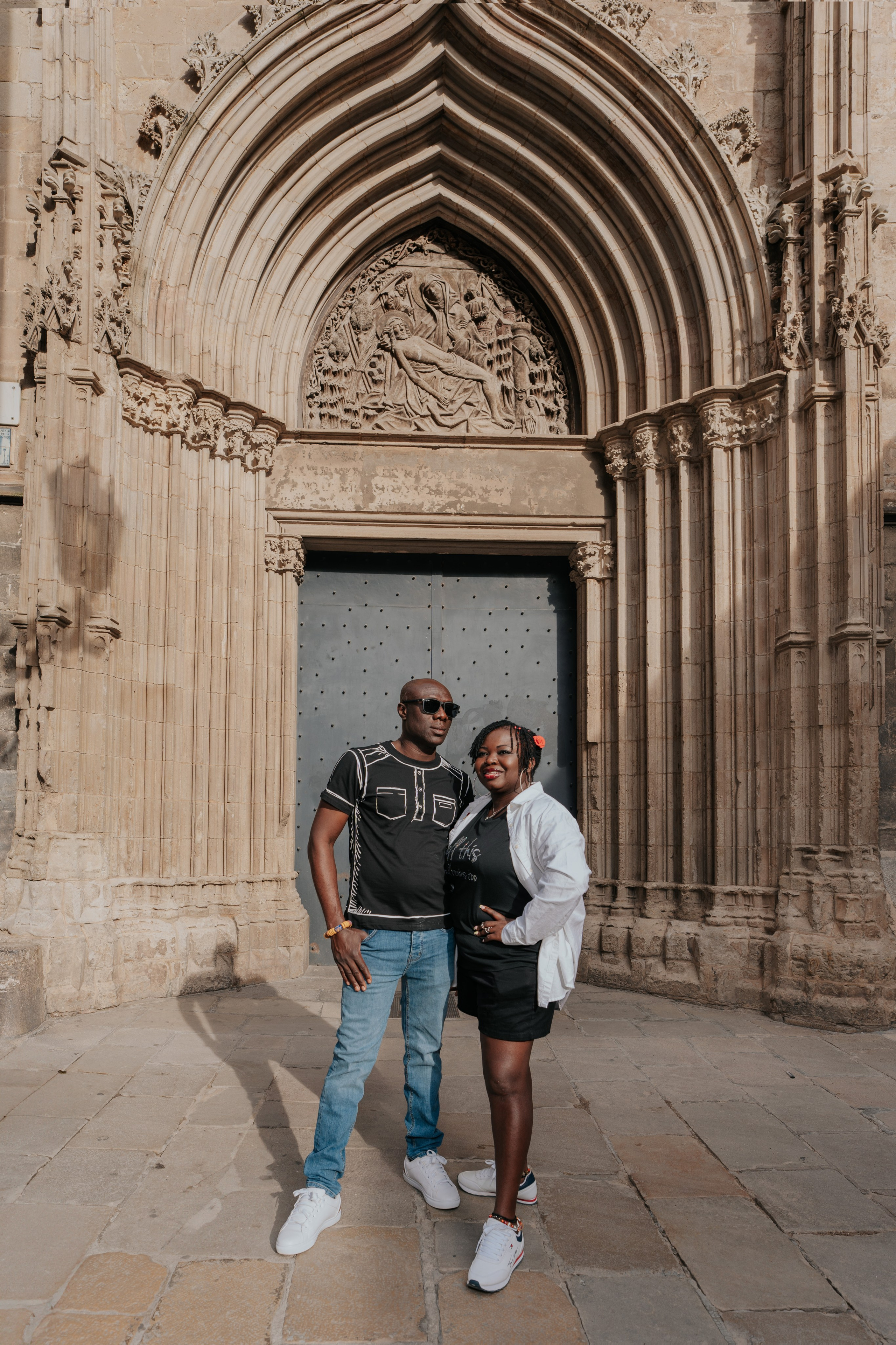 Barcelona Couples Photoshoot Ideas — Photographer in Barcelona, Spain