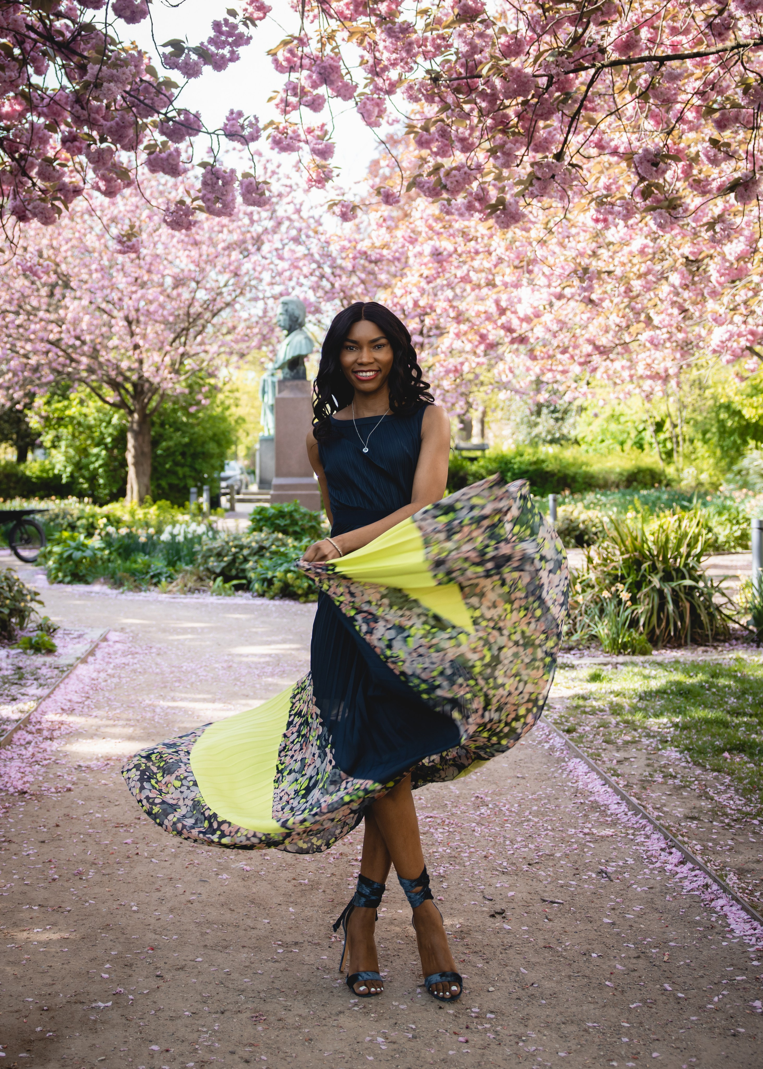 Jerusha Simon Frederiksberg. Professional wedding photographer in Copenhagen, Denmark — Julia Byron