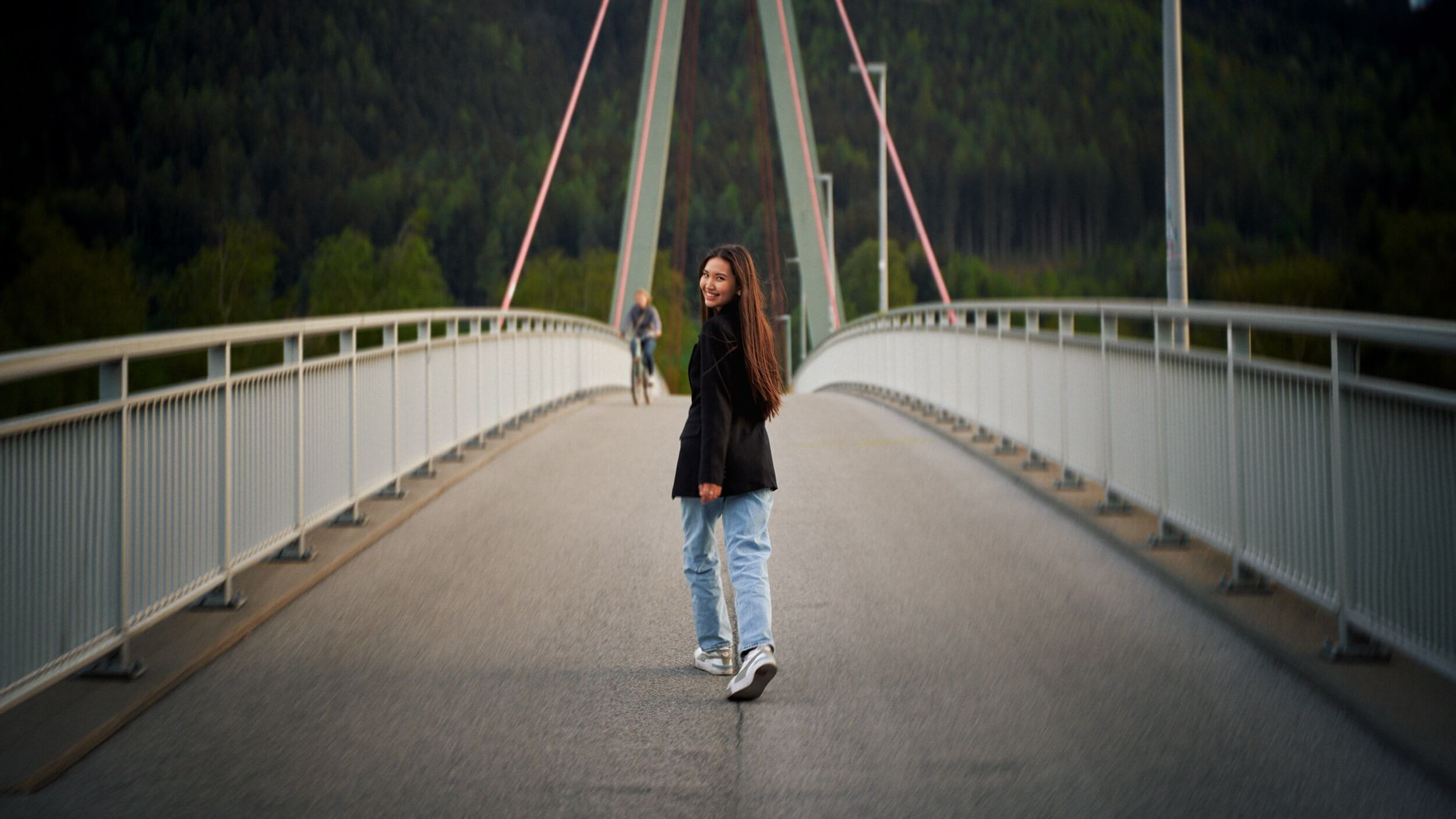 Azalia. 808Media – Professionelle Foto- und Videografie für Restaurants, Hotels, Events und Hochzeiten in Innsbruck und Tirol