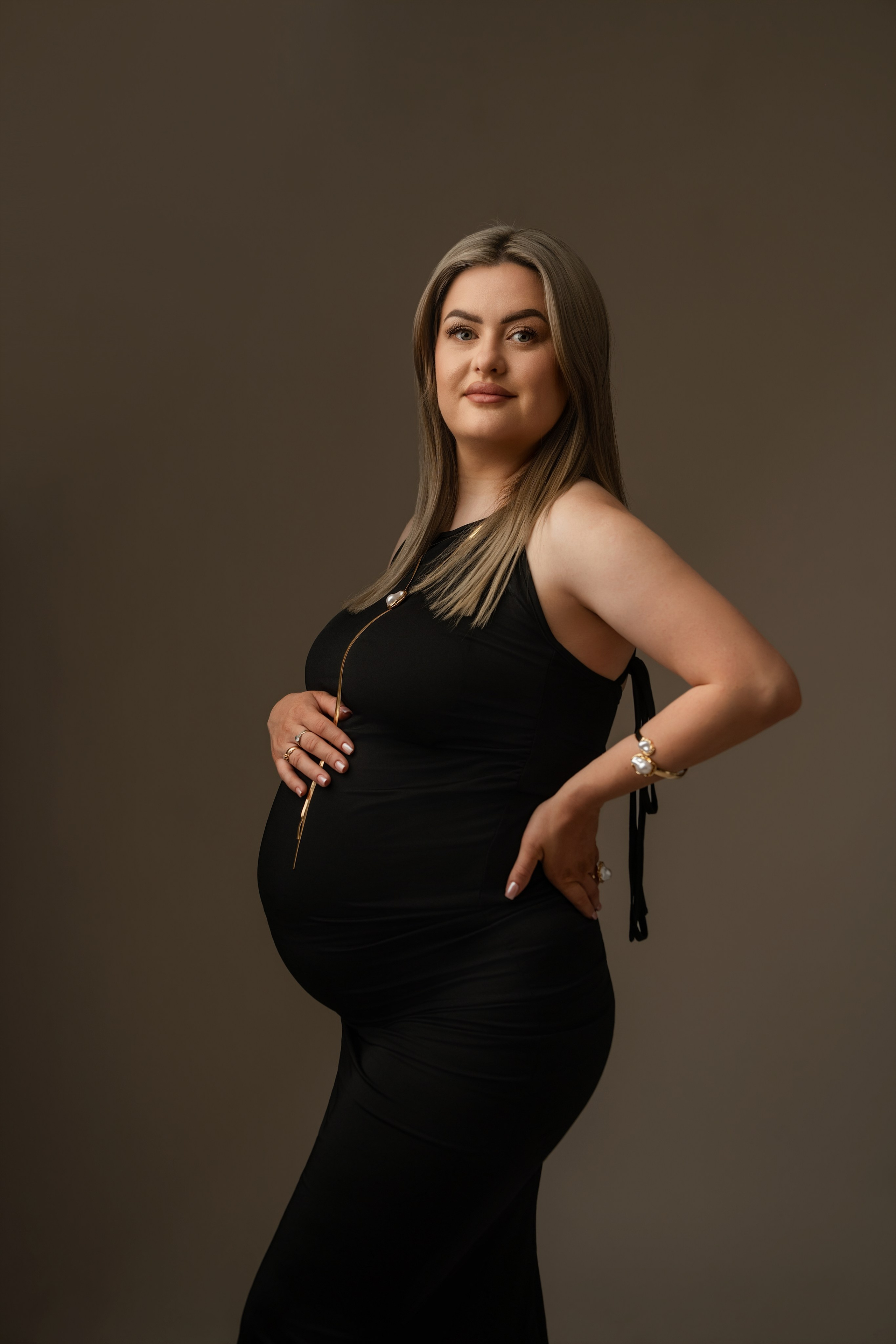 Photographe grossesse Paris, Pregnancy photographer Paris. Photographer in Paris