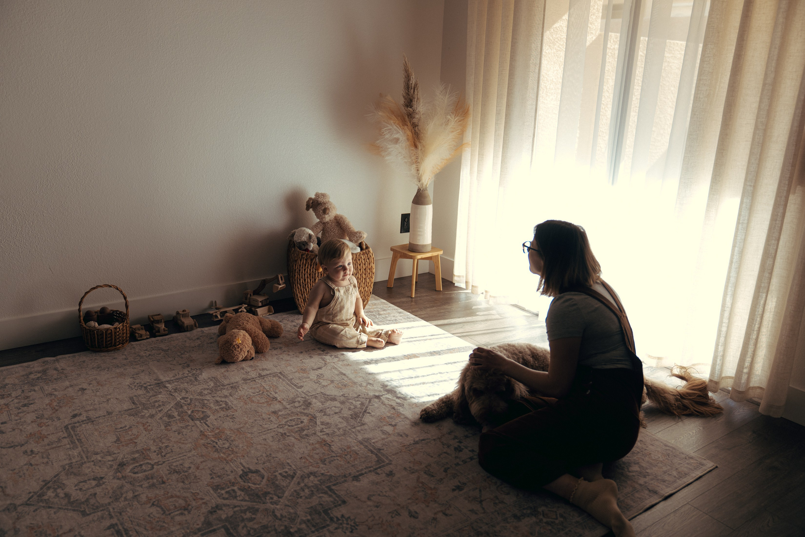 Liam Noah, Angela & Cooper. Wedding & elopement photographer Viktoriya Kravtsov. Las Vegas