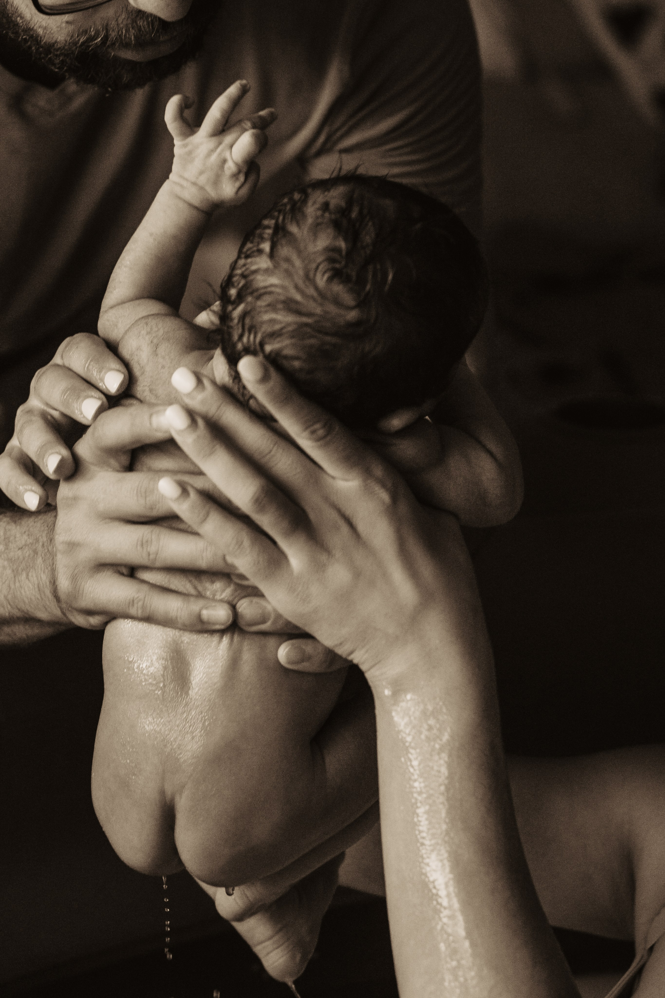 Monika, Pool newborn shooting. Family photographer Aargau Zurich