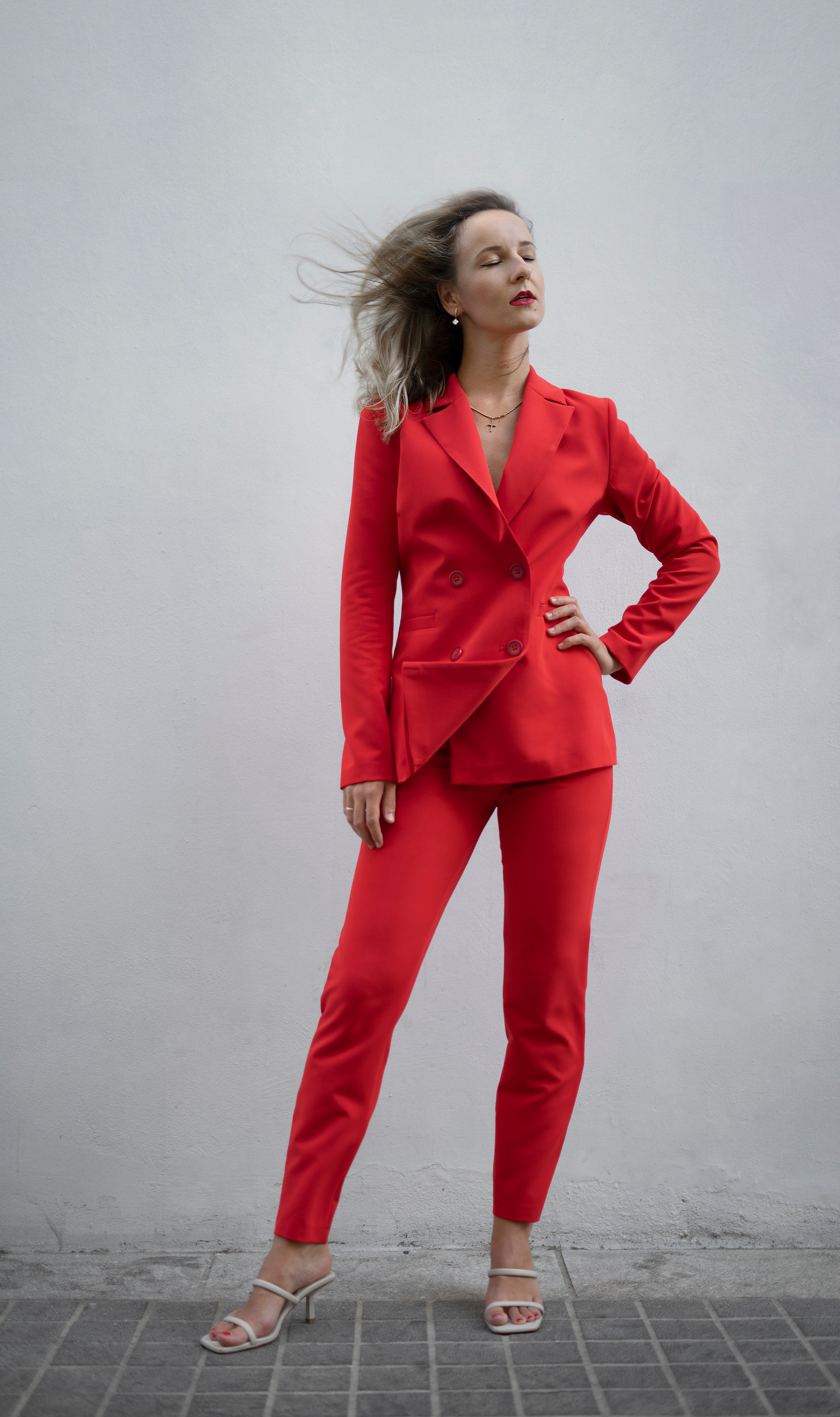 Ksenia. Ваш Фотограф на Кипре, Нино Келесиду