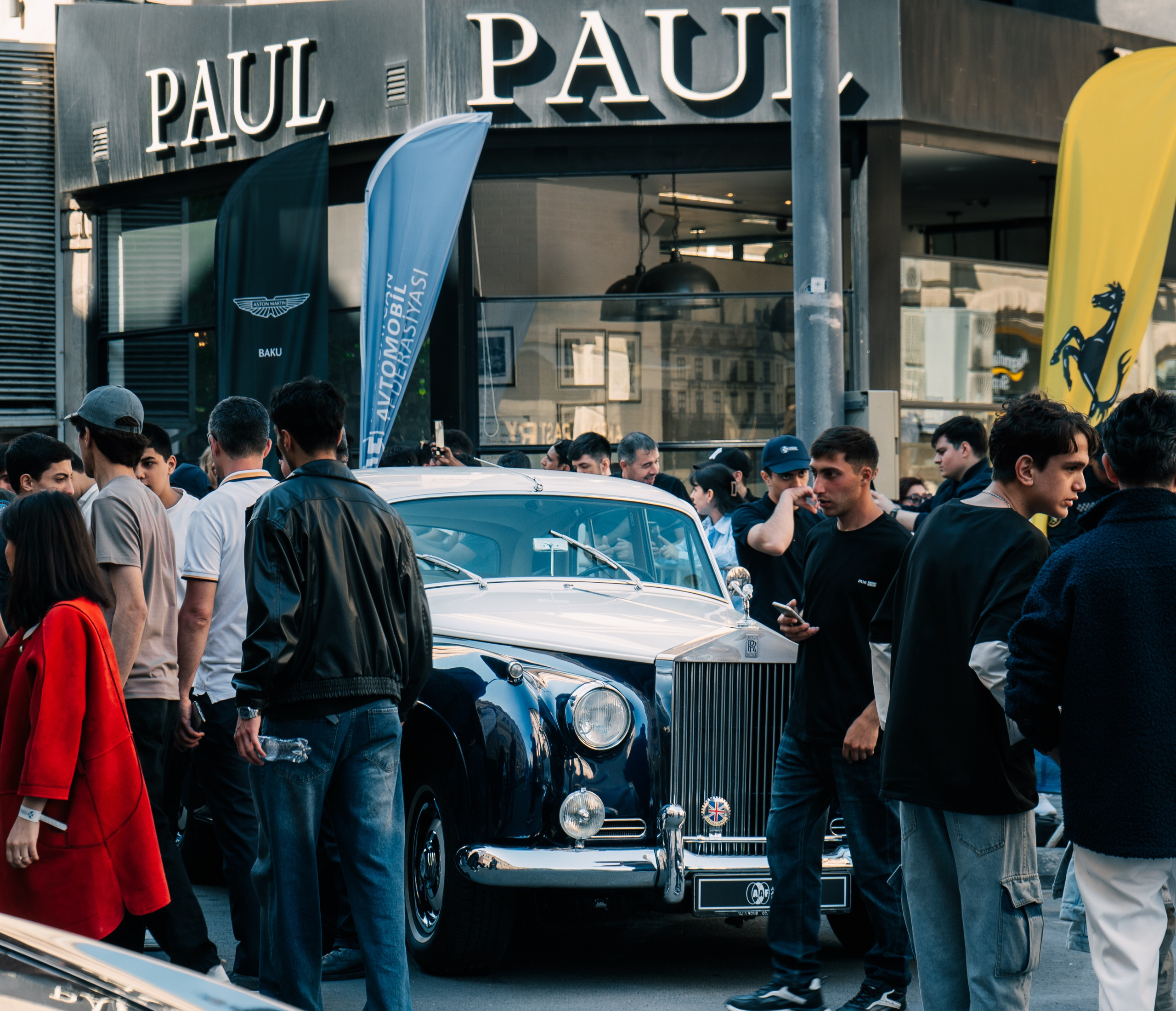 Retro avtomobil. Fotoqraf Vəli Məmmədov