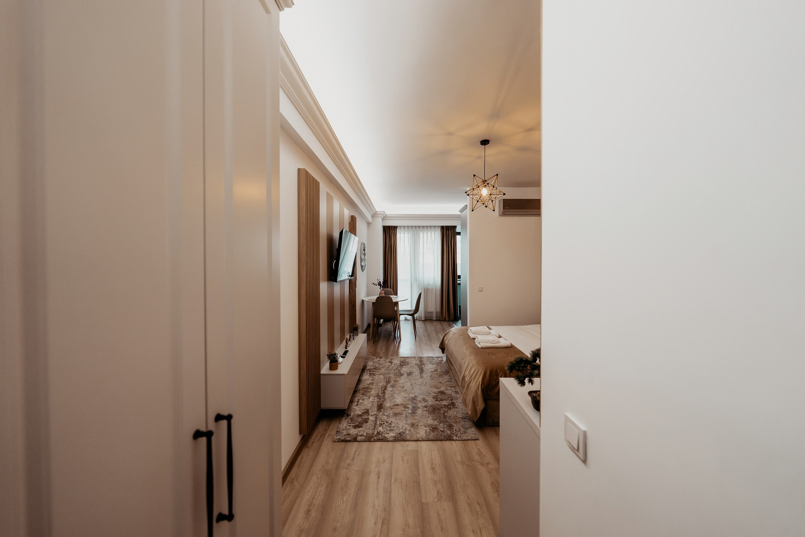 UpTowers - Imobiliare