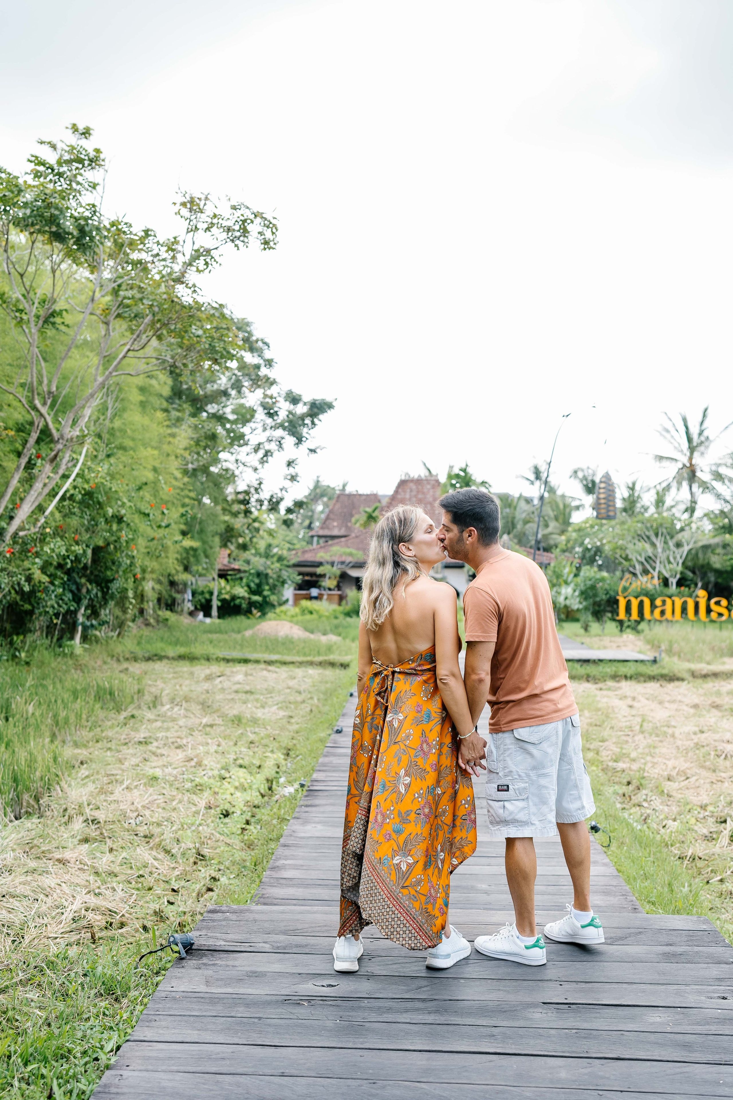 Honeymoon Photoshoot in bali. Female Photographer in Bali