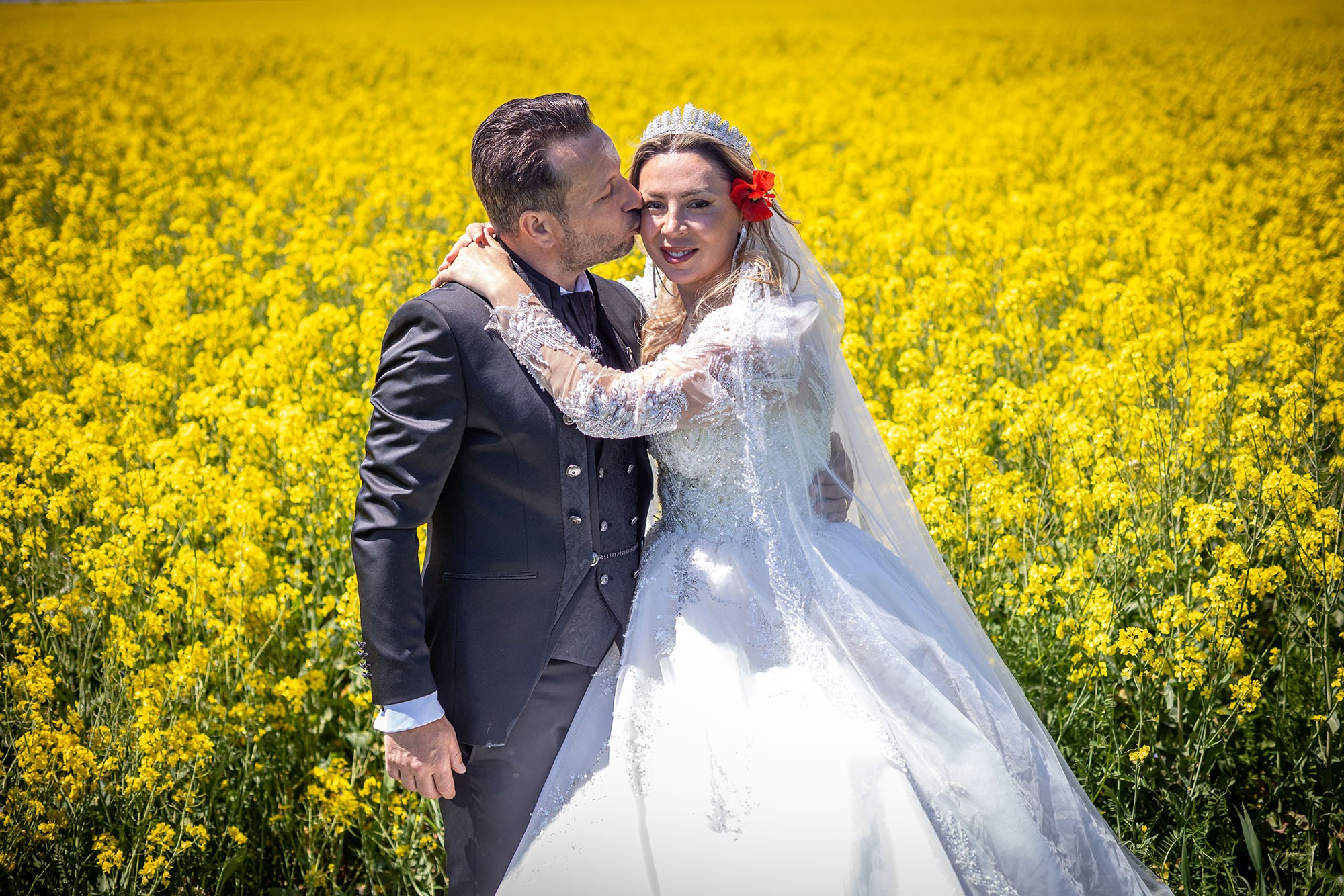 „Trash the Dress – ședință foto după nuntă”. Fotograf nuntă, portrete și evenimente București | Eduard Foto