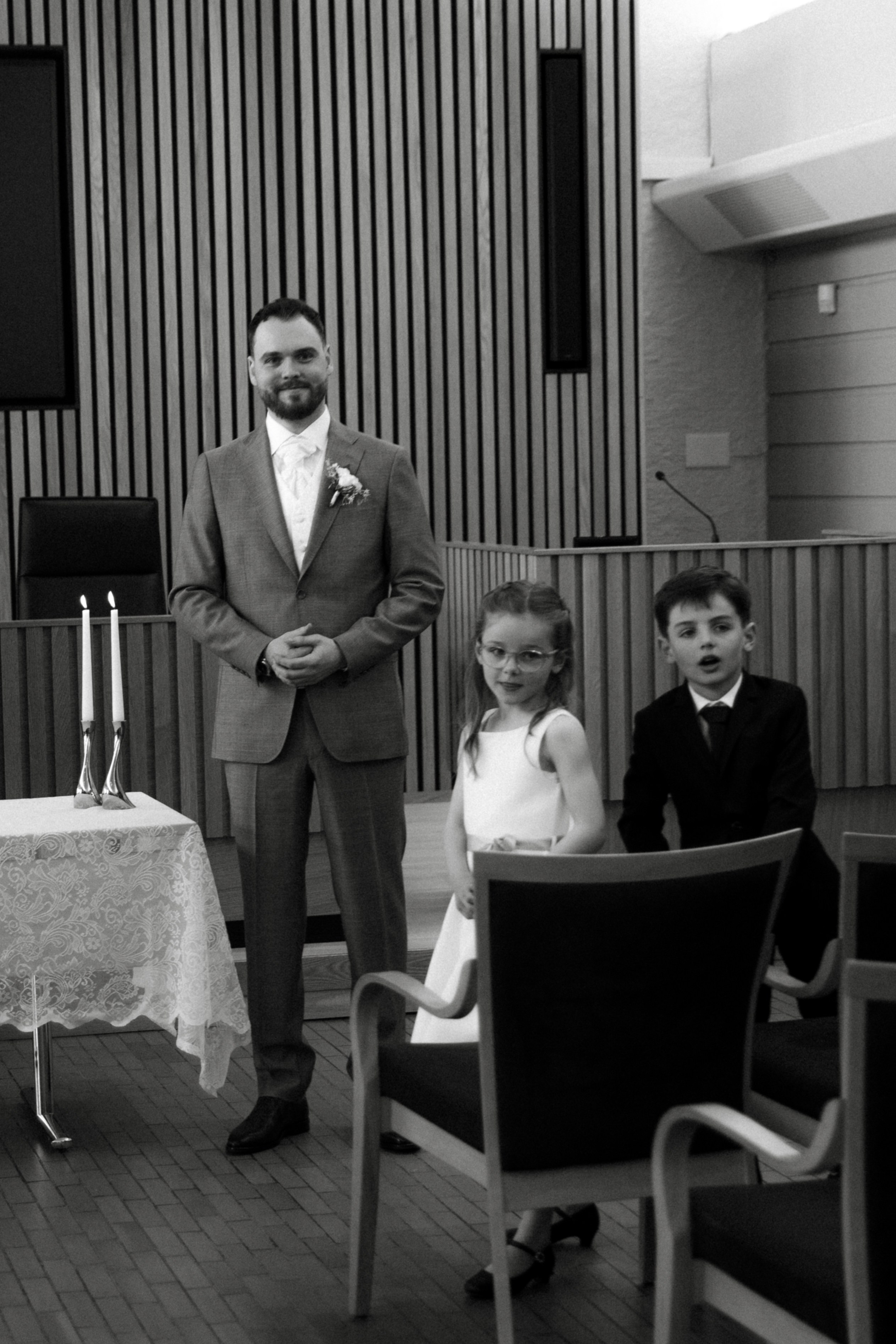 The two of us. Warm family & Wedding stories