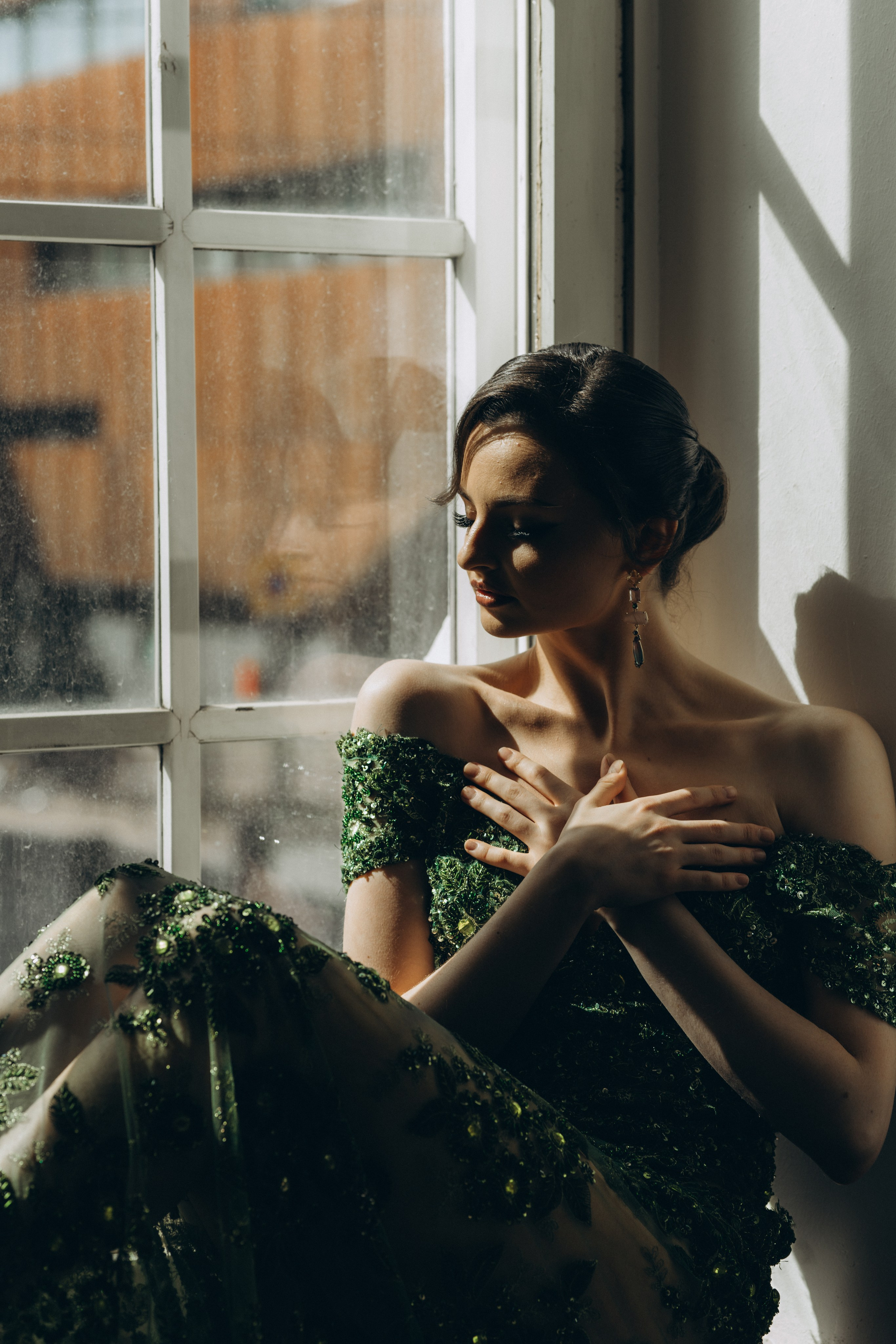 Riikka Couture, Riikka Ikäheimo, Violetta Keller, Portrait, Dancer. Wedding and potrait photographer in Helsinki Vickan O