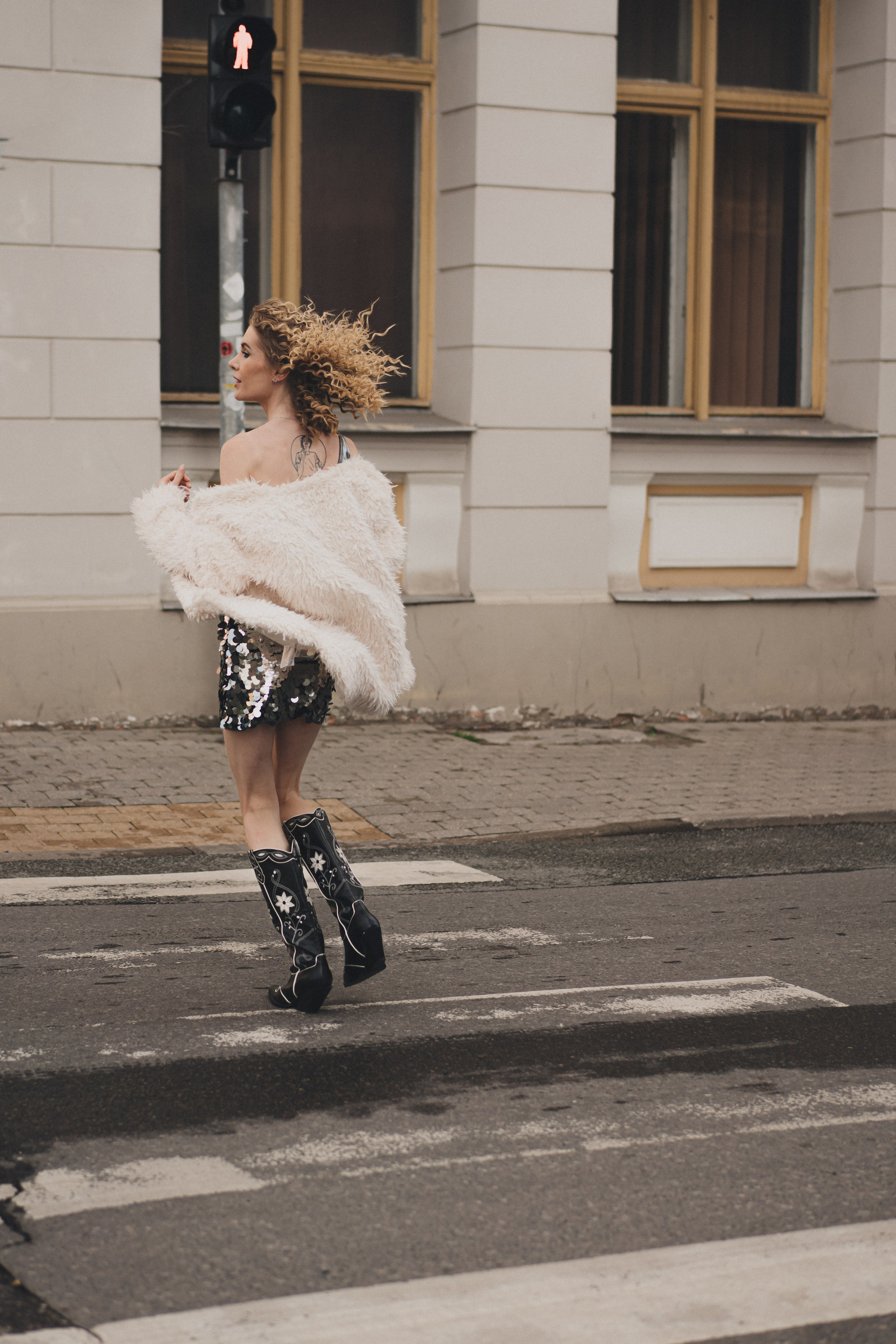 Streetstyle photoshoot. Portrait, lookbook and family photographer in Riga, LATVIA