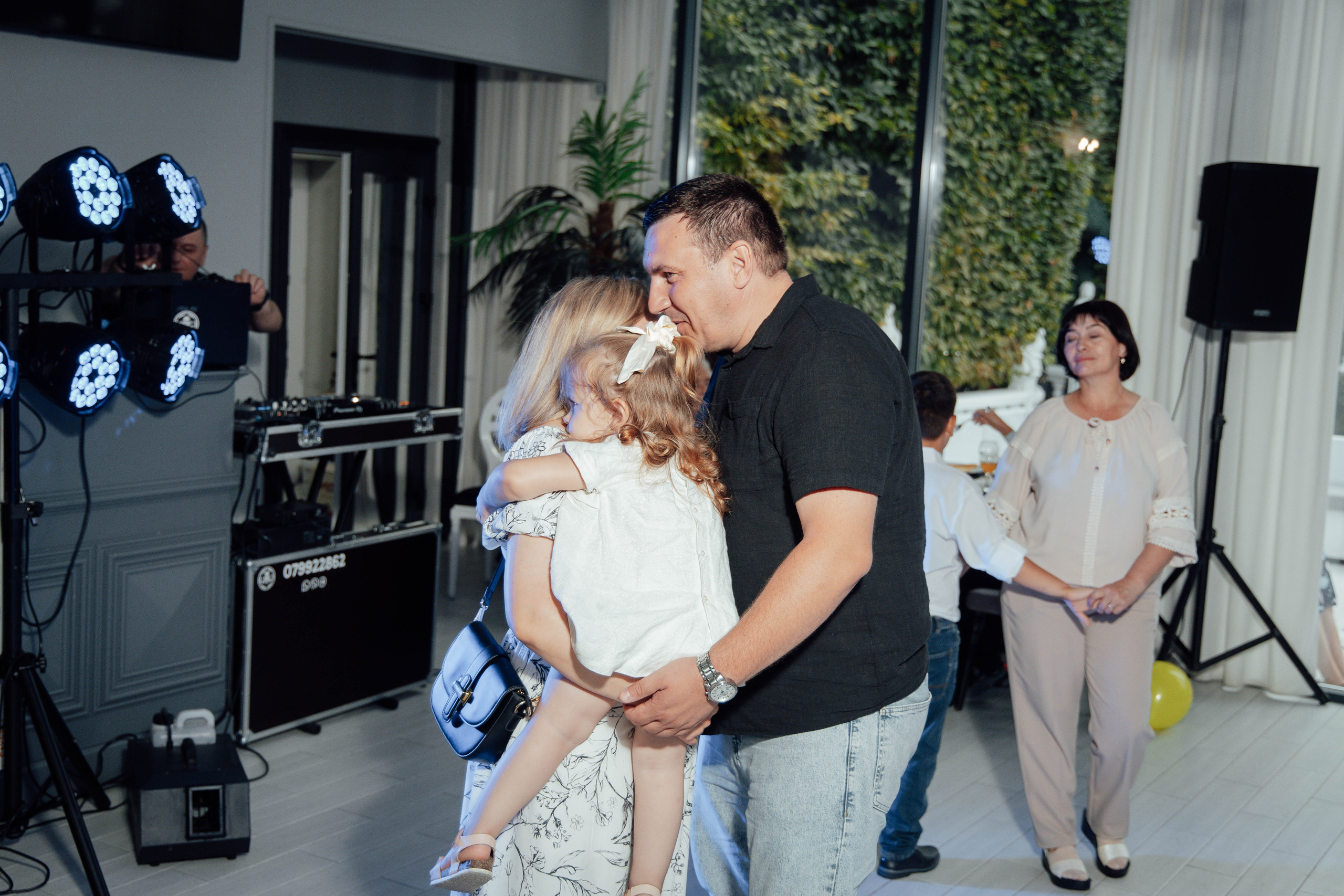 Cumetrie. Свадебный Фотограф, Детский и семейый Фотограф Молдова