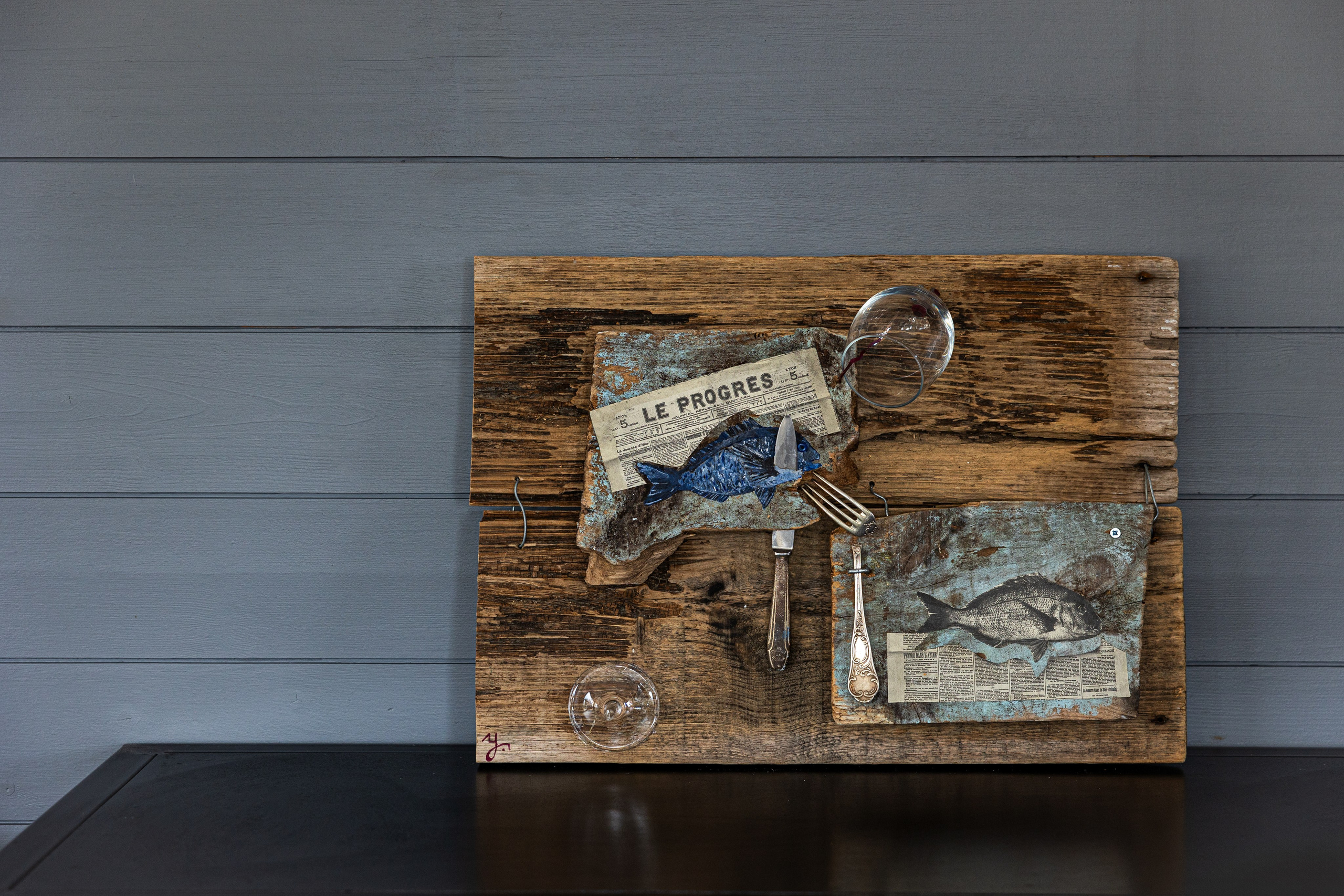 "Nature morte" on wood with home collected materials