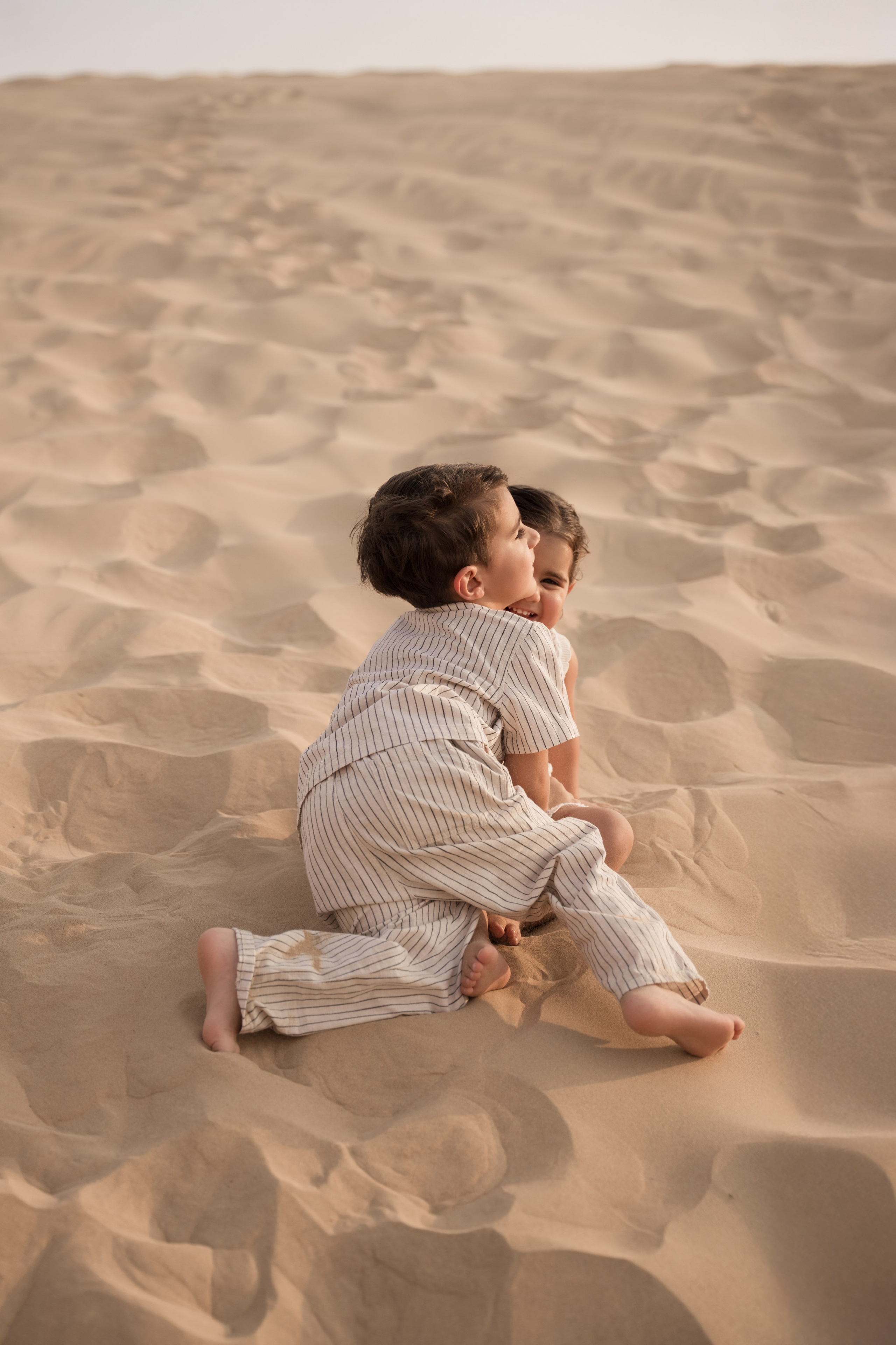 Sun, sand & family. Angela Iakovleva — Family Photographer in Dubai