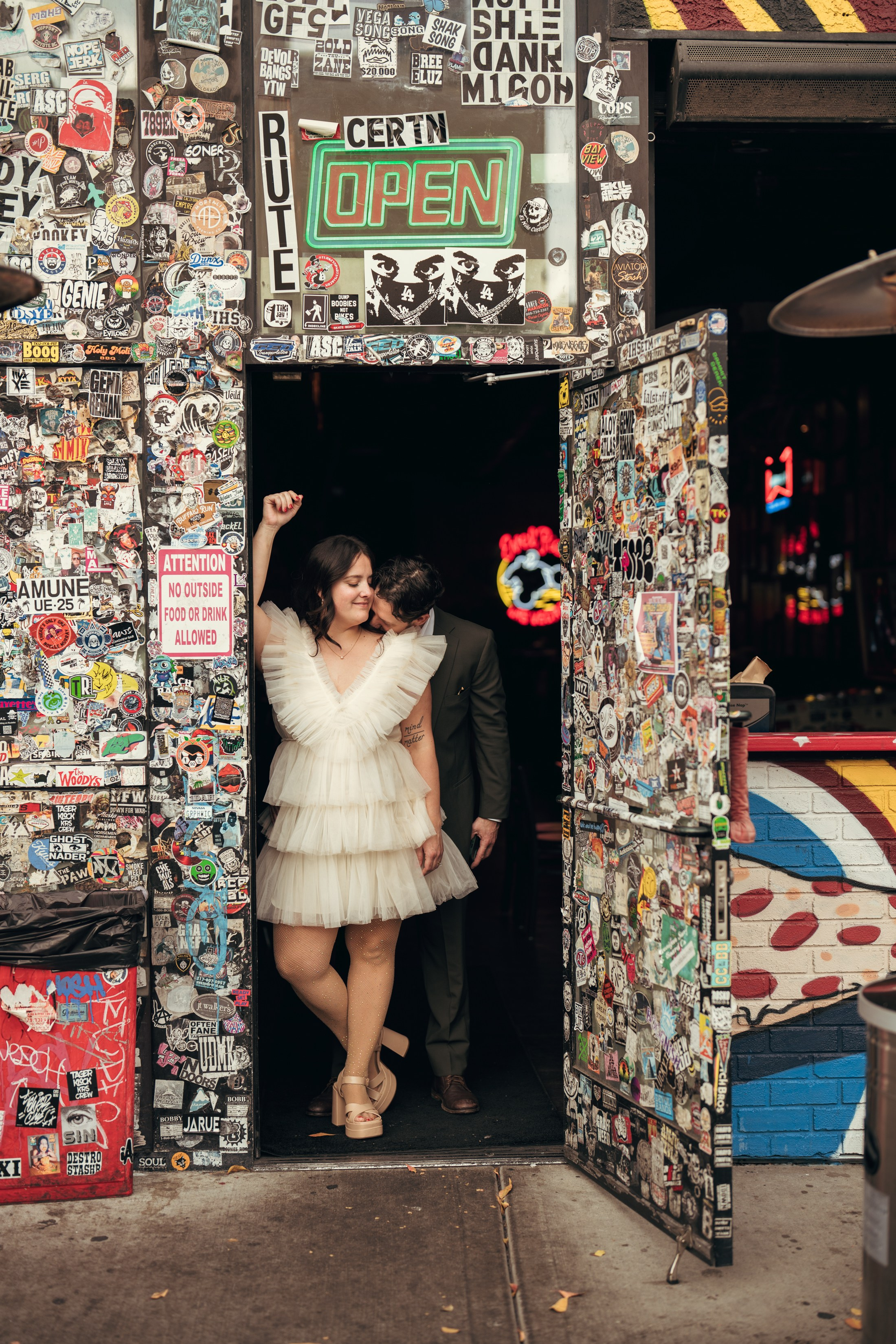 Grace&Jesse. Wedding & elopement photographer Viktoriya Kravtsov. Las Vegas