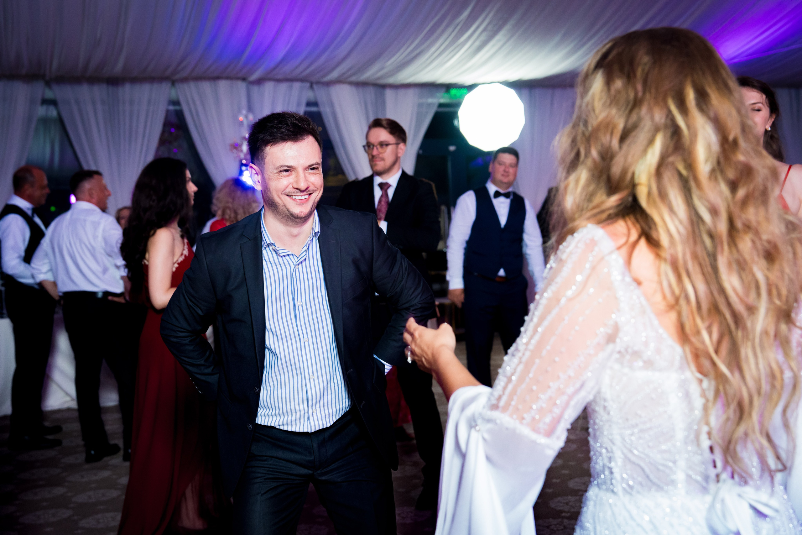 PARTY. Gabriel Florea — Fotograf nuntă București