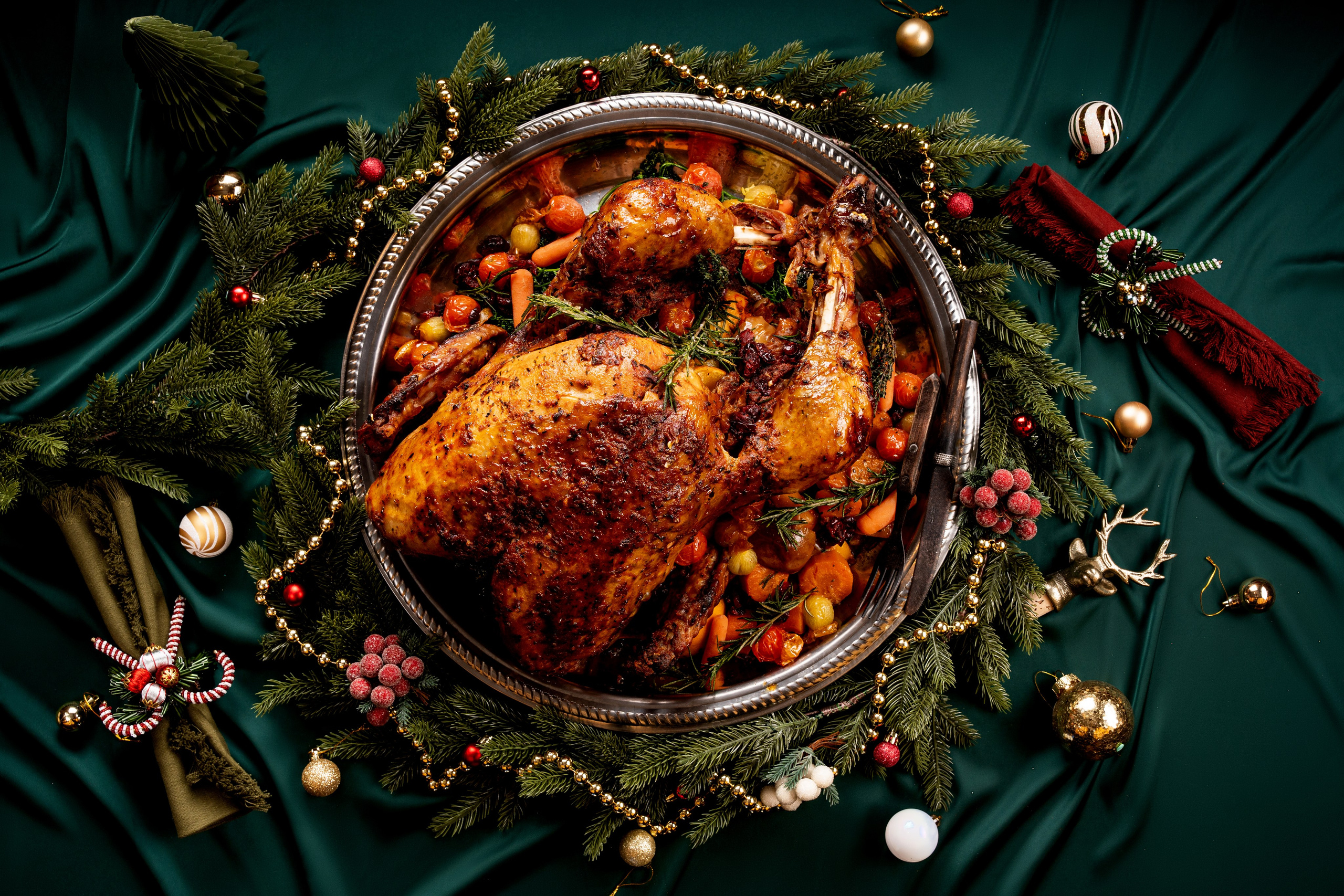 FOOD PHOTO. Photo and video production. Editing & retouching services. Training