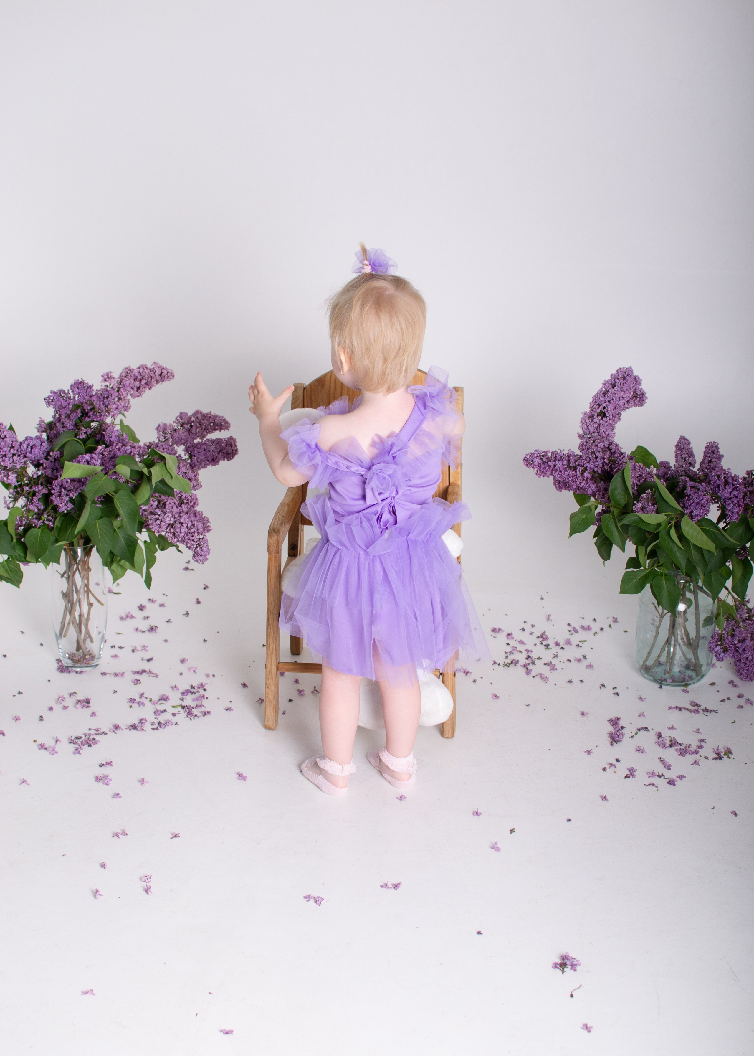 Маруся и сирень. Фотограф новорожденных в Темиртау и Караганде Любовь Жукова newborn