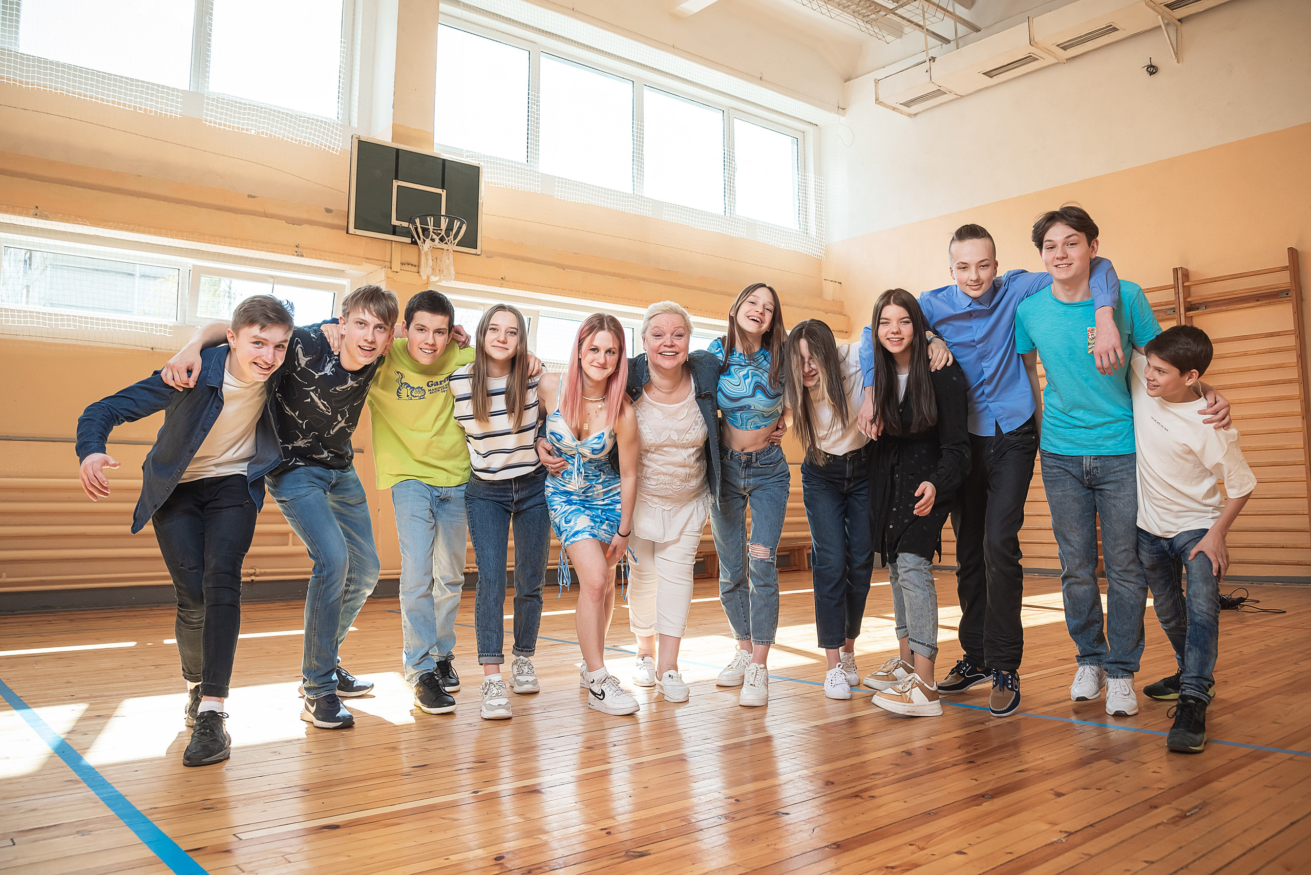 95. Vidusskola, 9 Klase. Fotogrāfs Rīgā. Gīmenes, individuālās un dažādu produktu fotosesijas