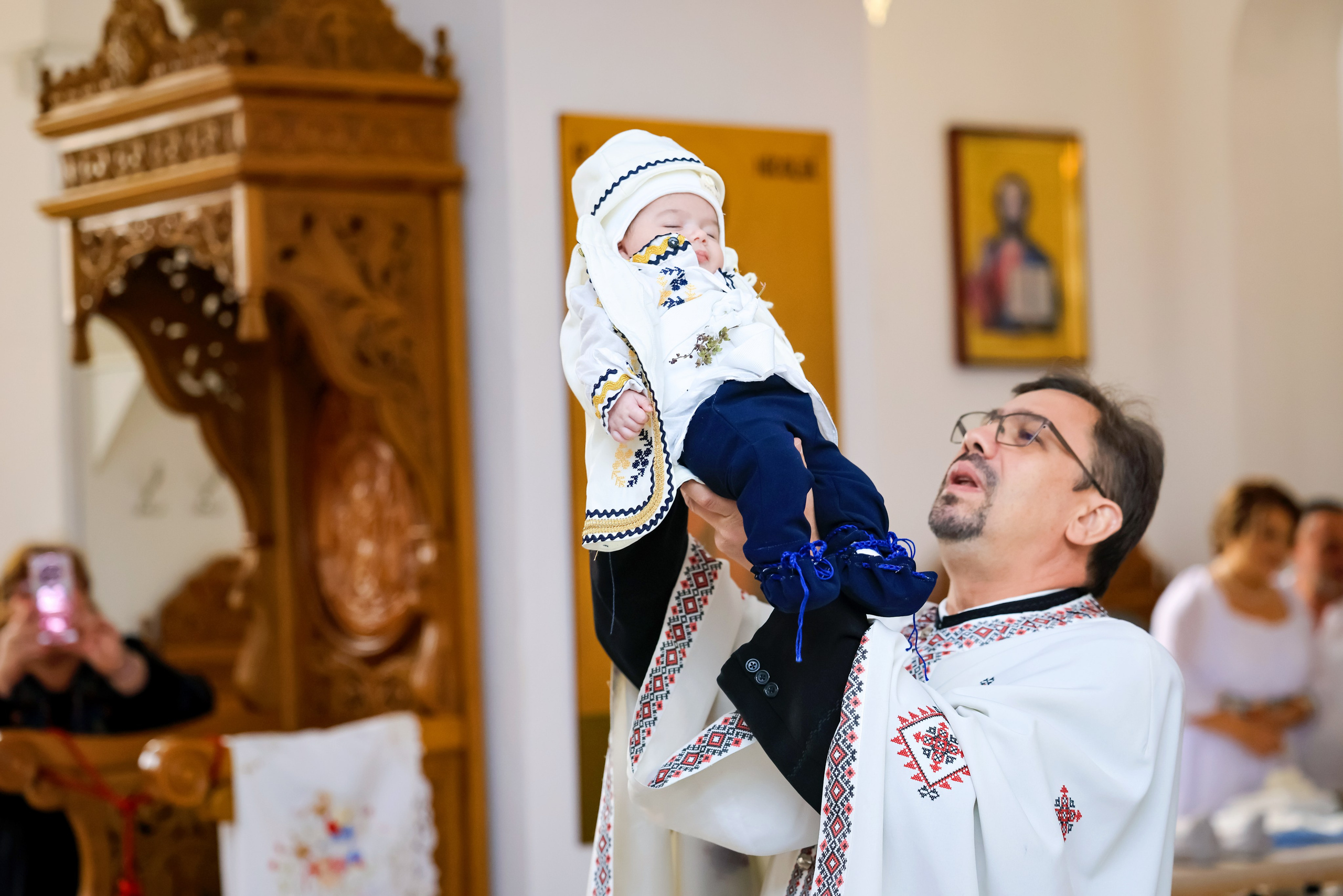 Andrei Sebastian. Moments By Gub