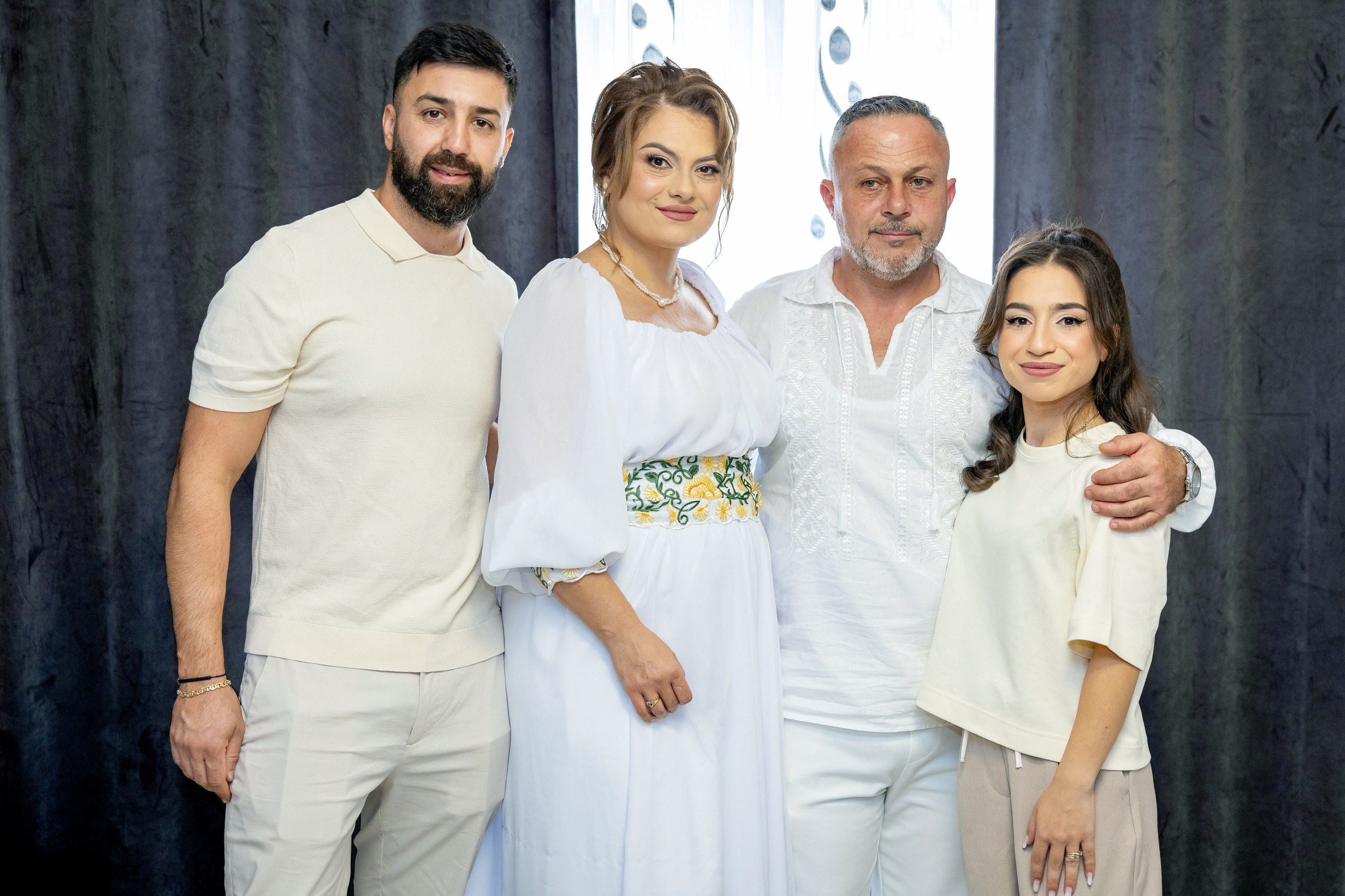 Andrei Sebastian. Moments By Gub