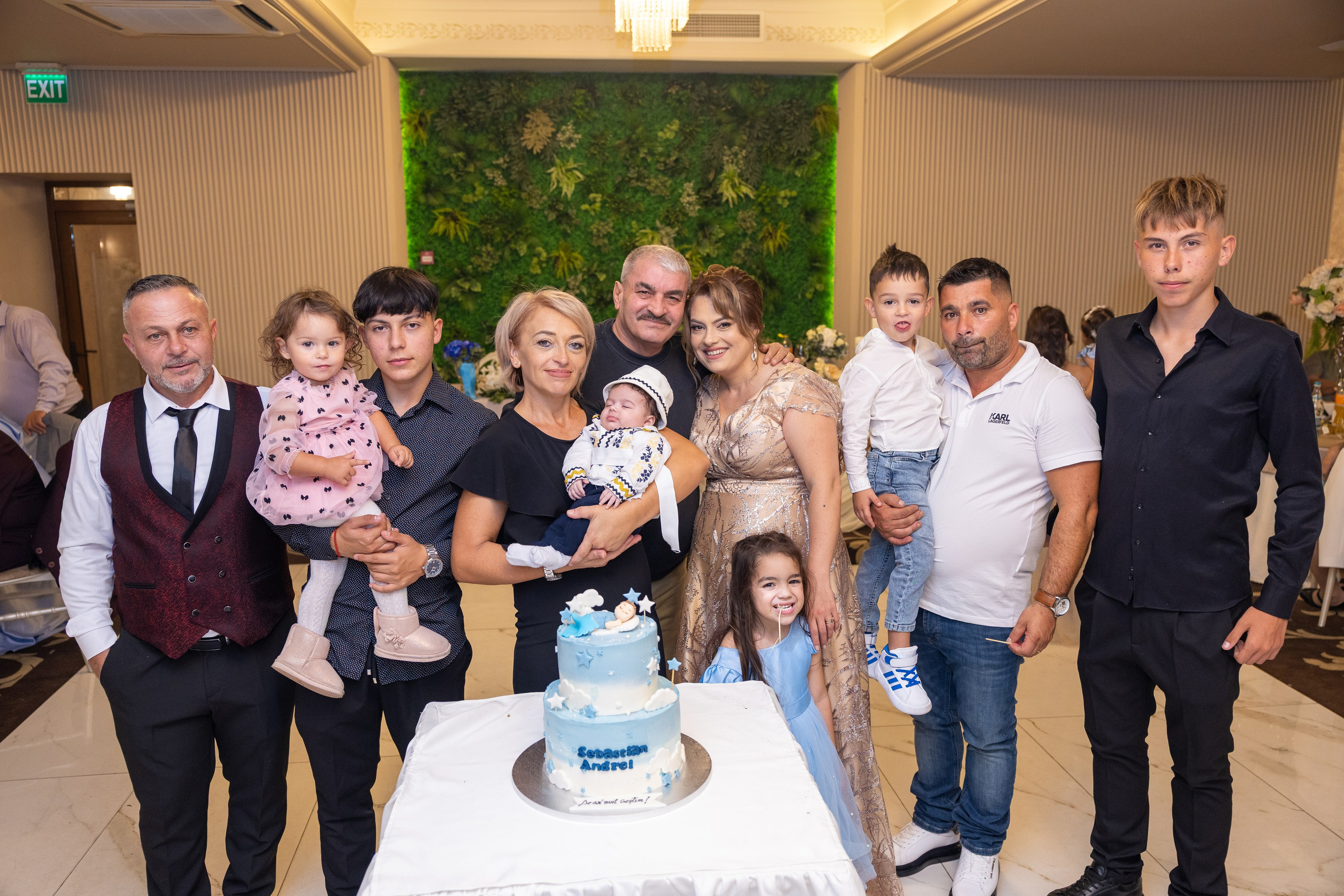 Andrei Sebastian. Moments By Gub