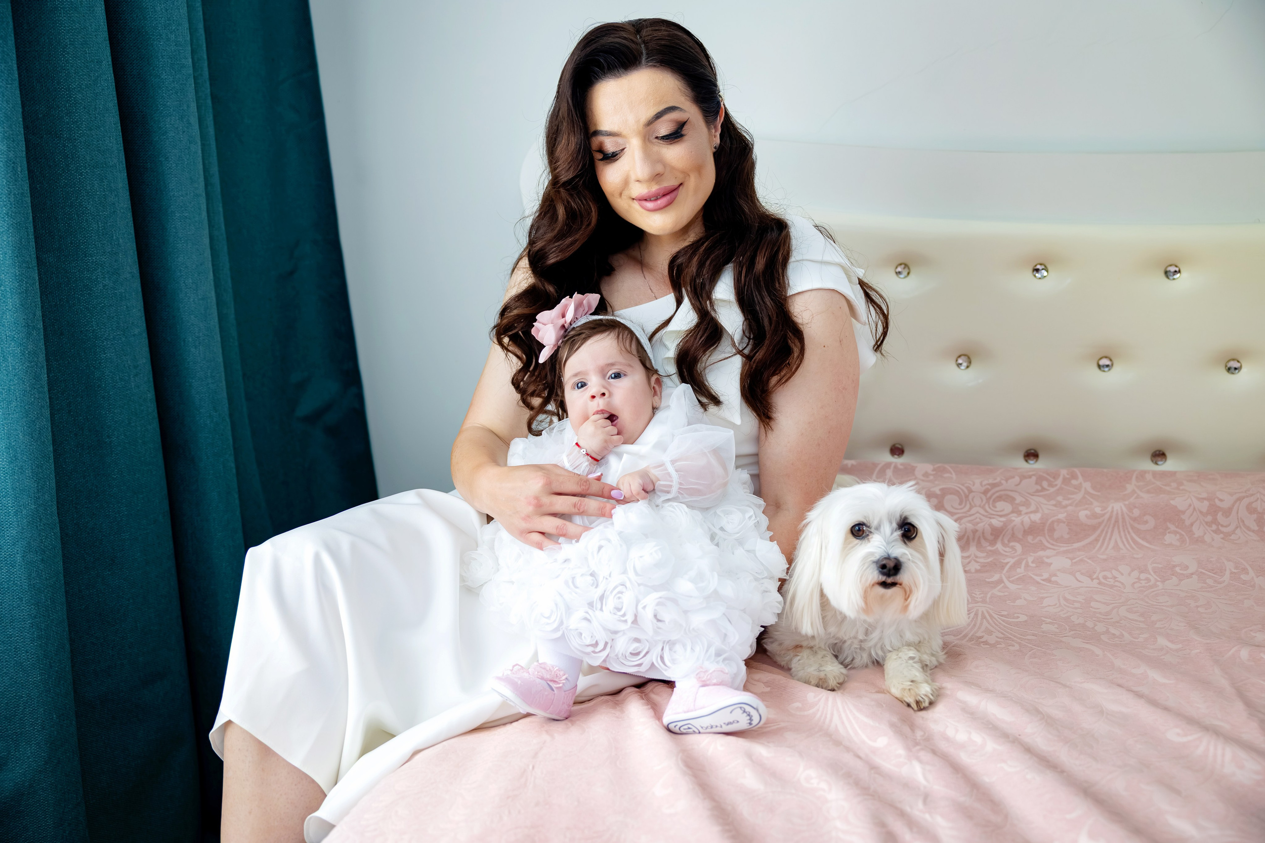 Iris Stefania. Moments By Gub