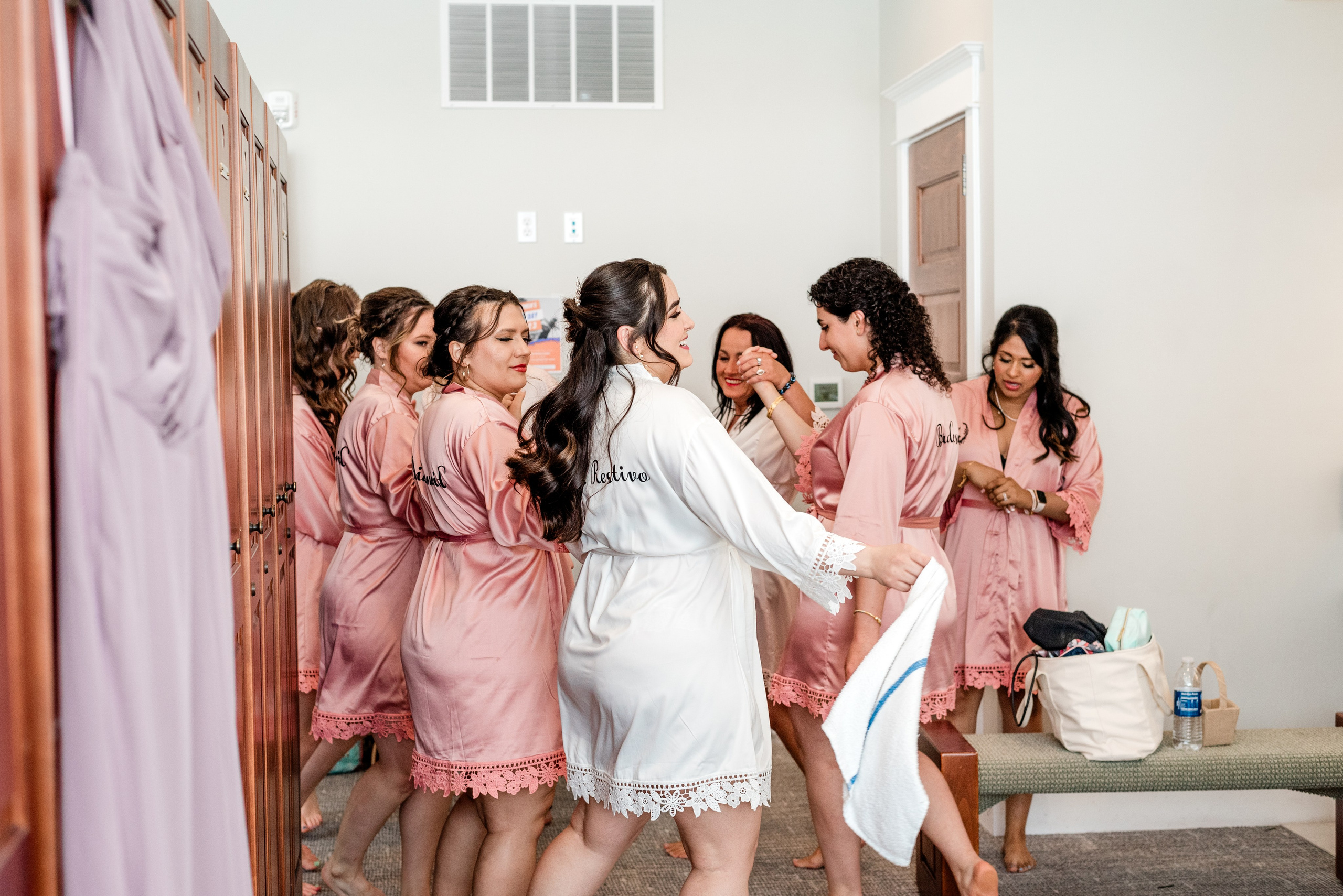 Jona + Alex’s Wedding. Alexandria Danielle Photography | Fort Wayne & Indianapolis Wedding Photographer