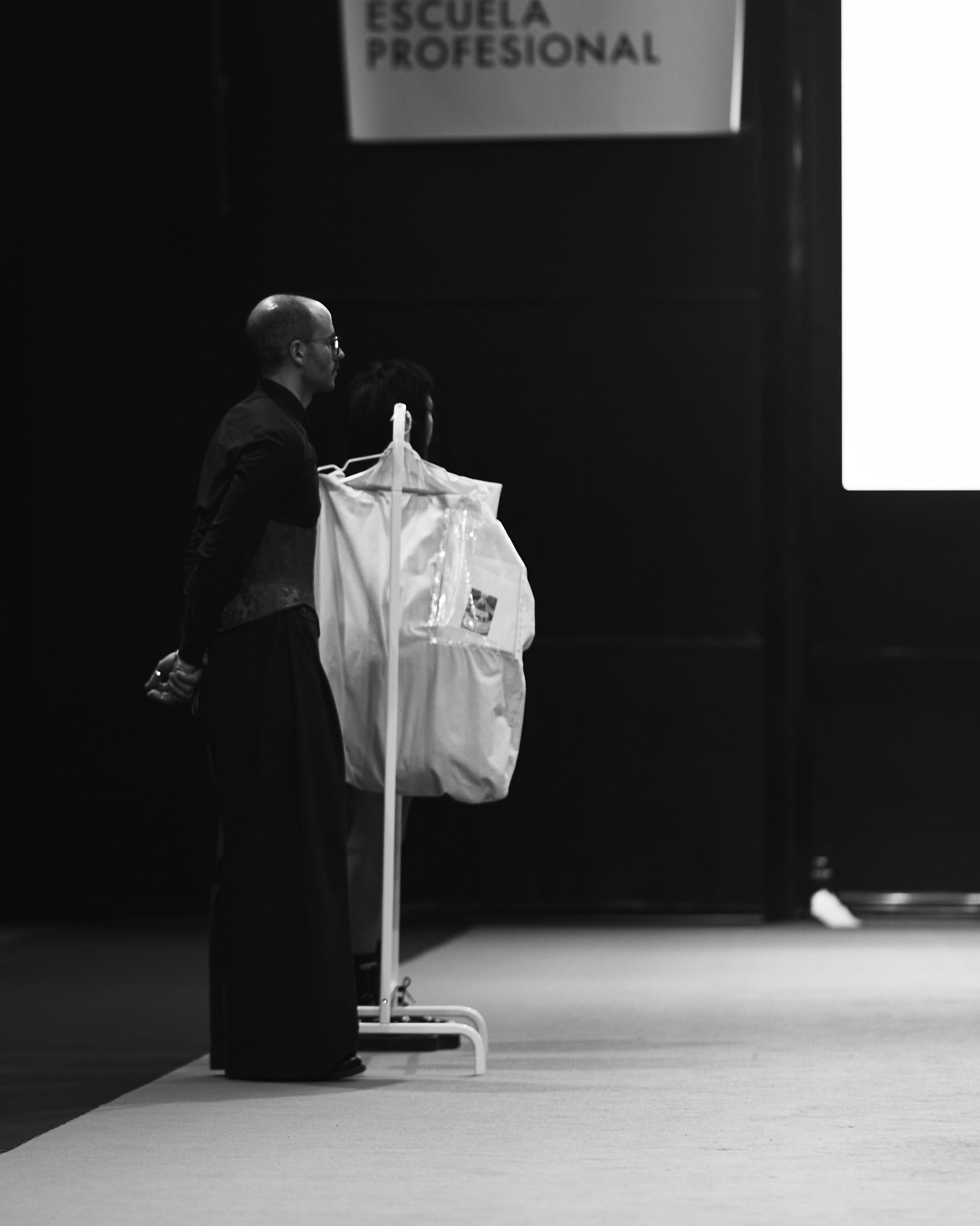 Historical corsets / Feria Belleza Granada. Fashion and backstage photographer in Madrid, Vladimir Denisov