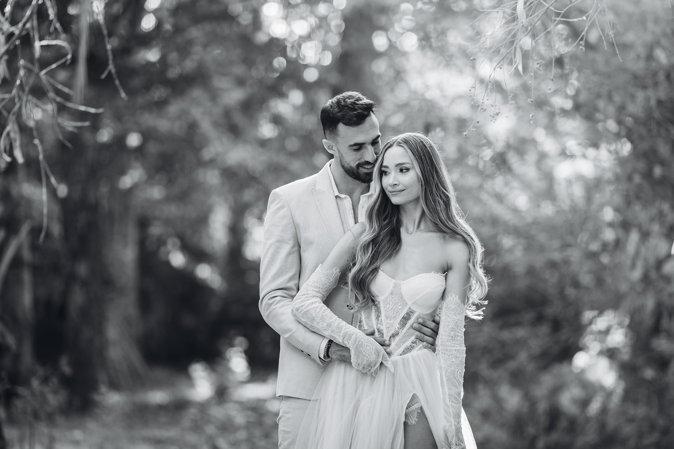 WEDDINGS. AMIR BUCHNIK PHOTOGRAPHER