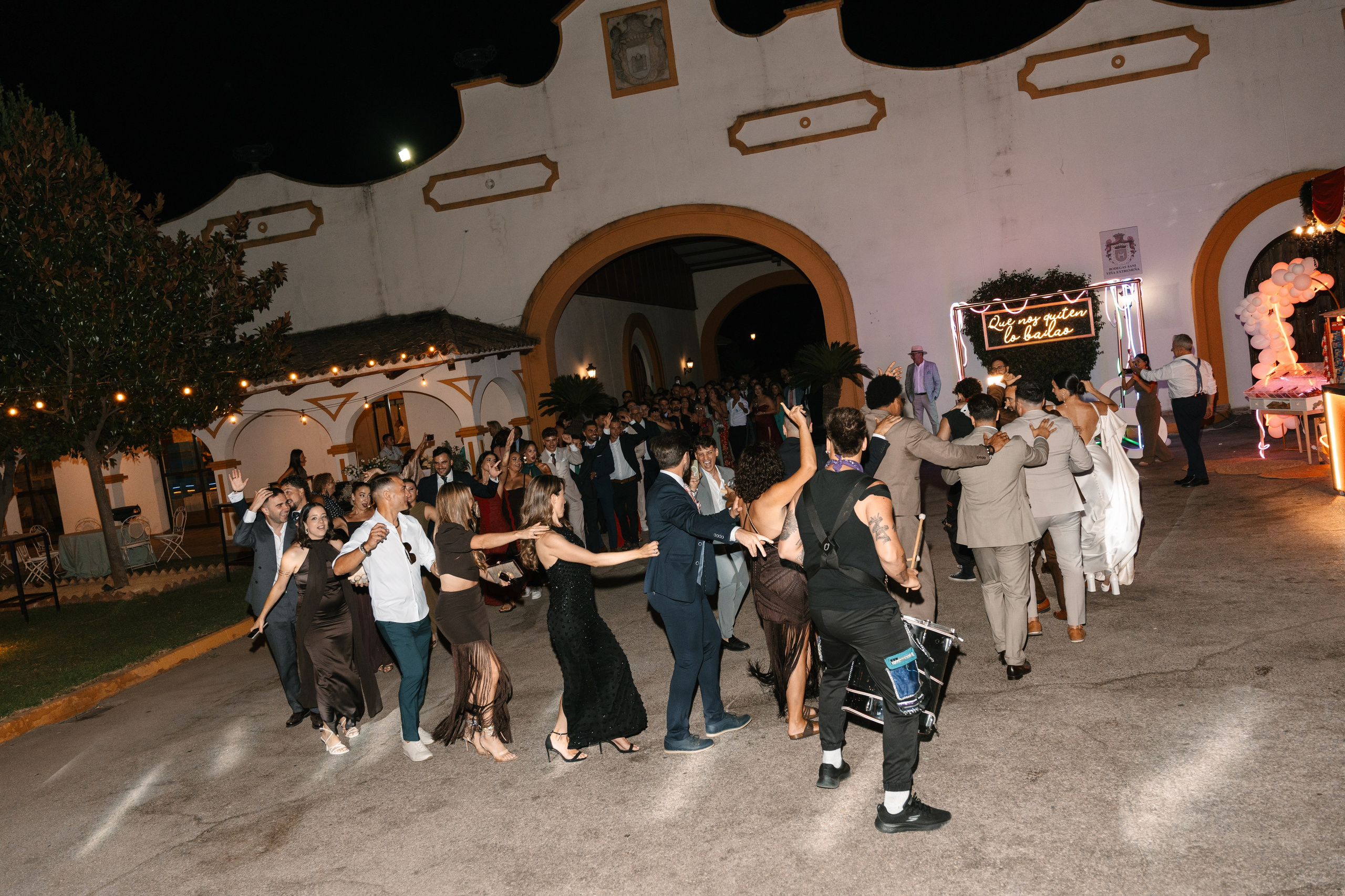 Luis & Sara · Boda en Bodegas Sani Viña Extremeña, Almendralejo | Alianza Weddings