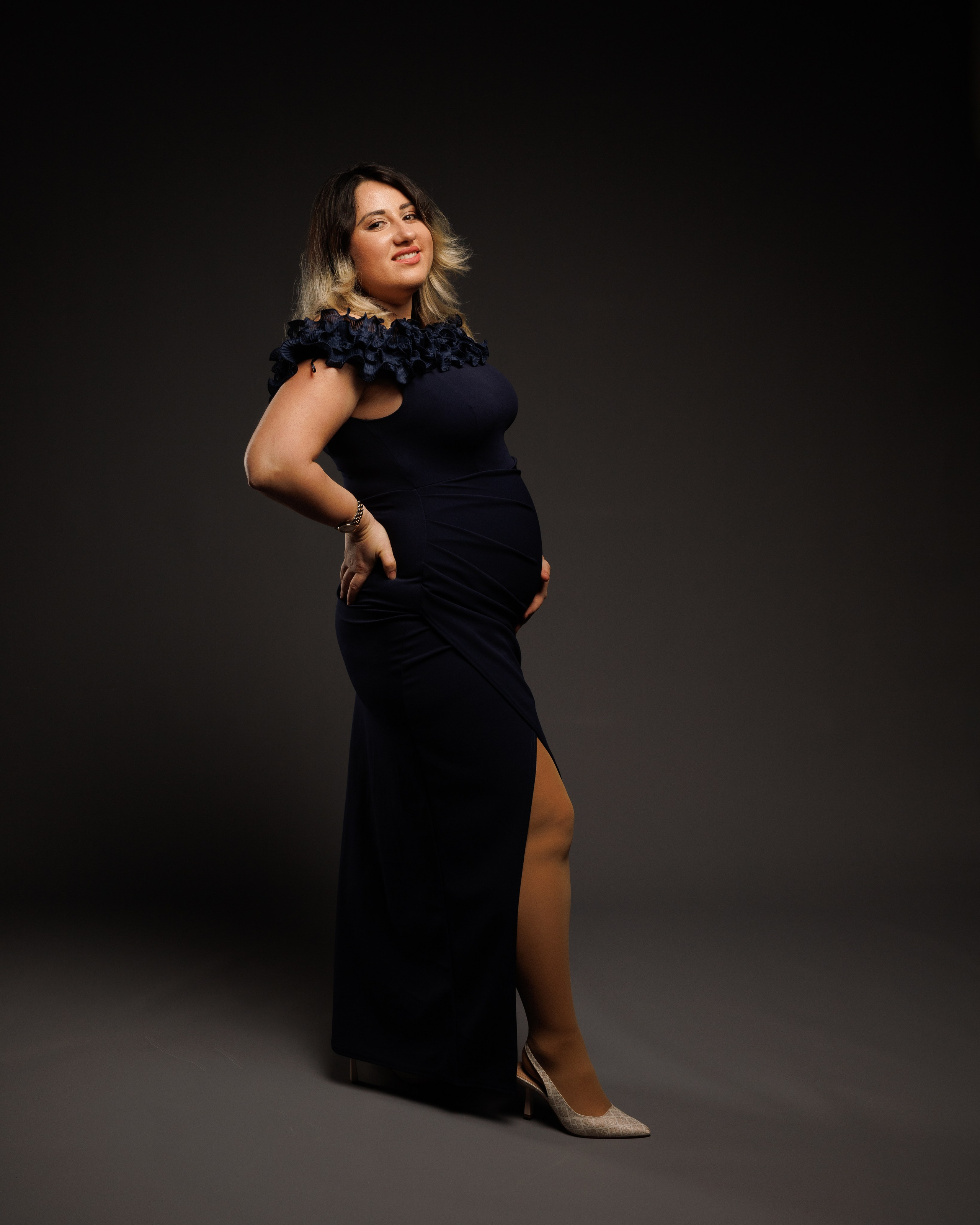 Maternity. Https://valeriubriciuc.com/