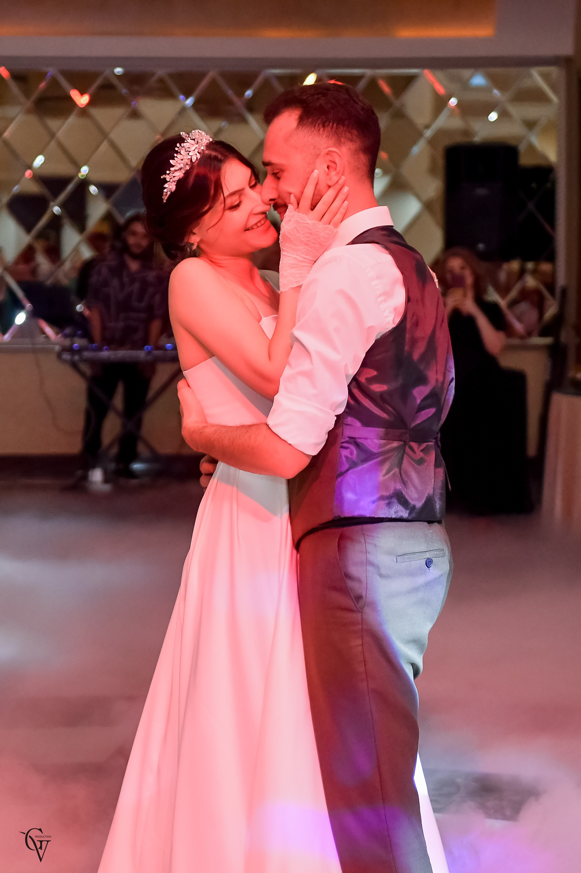 Vahe & Irma. Wedding photos and video shooting in Armenia and all over the world!!! Photographer in Yerevan