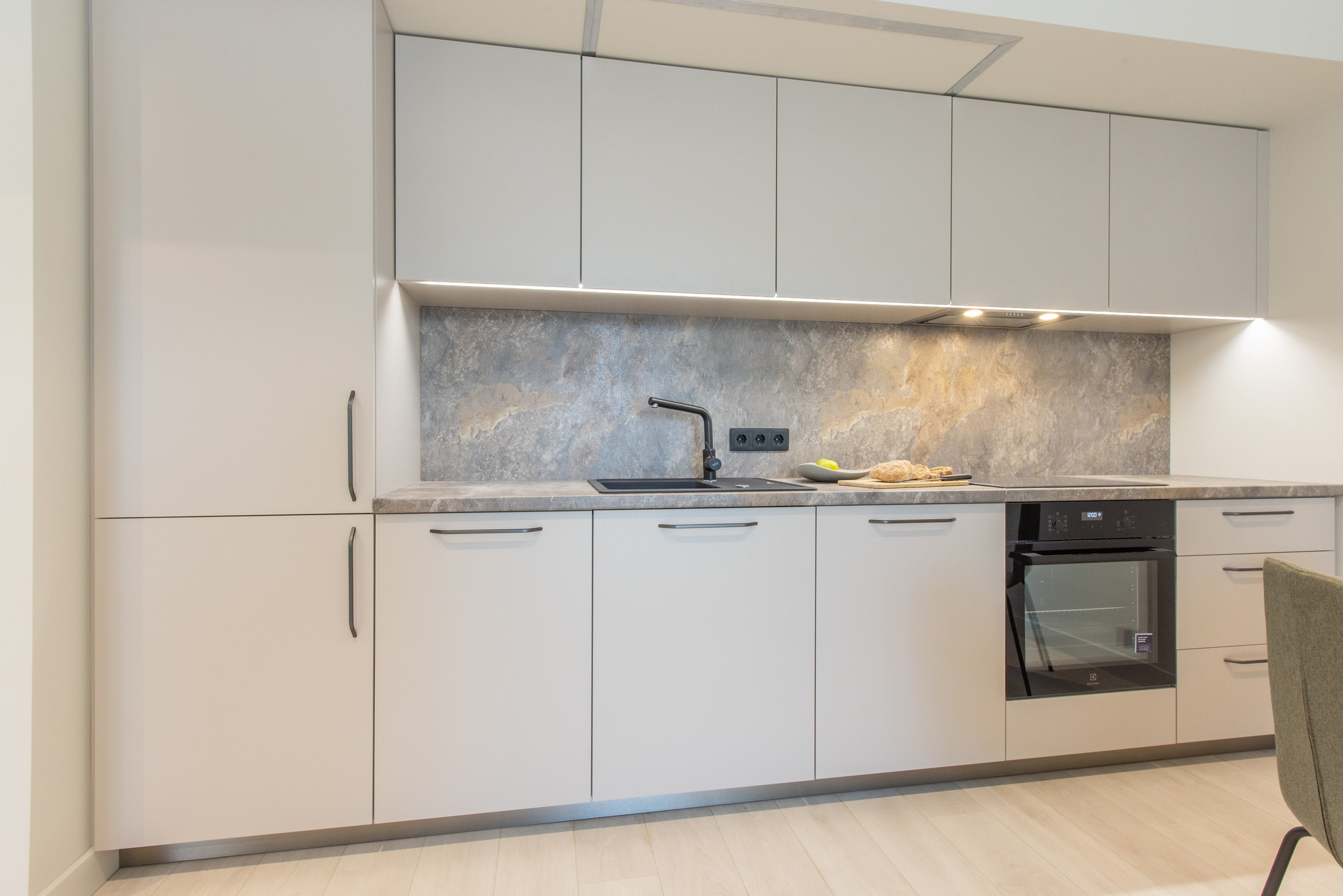 DEMO DZĪVOKLIS. Sākums