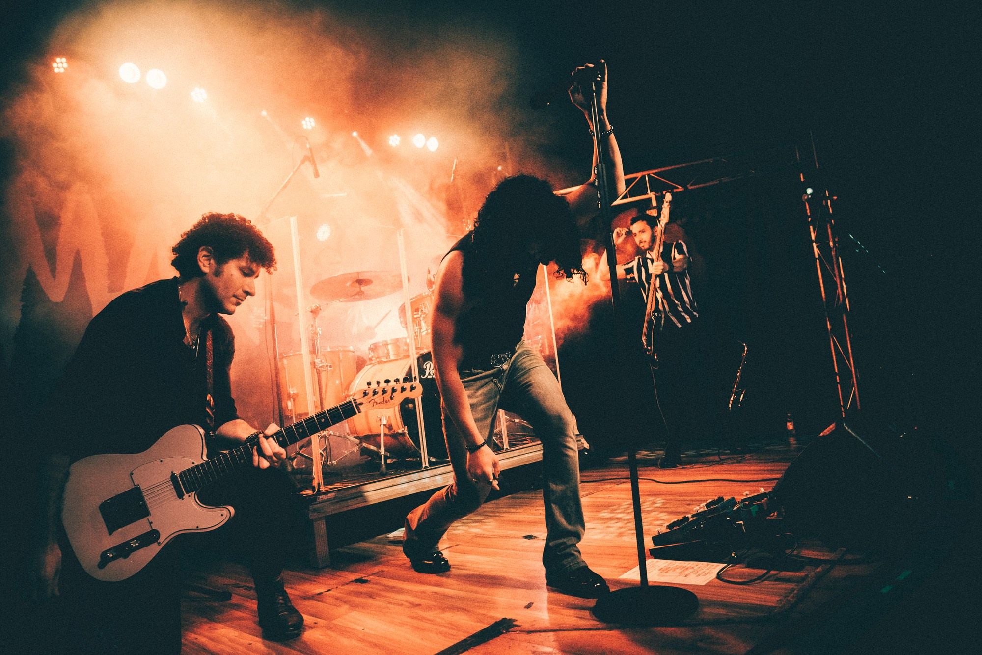 DENISDENIS — reportaje fotográfico del concierto en la Sala Marearock (Alicante) | FOTKAI