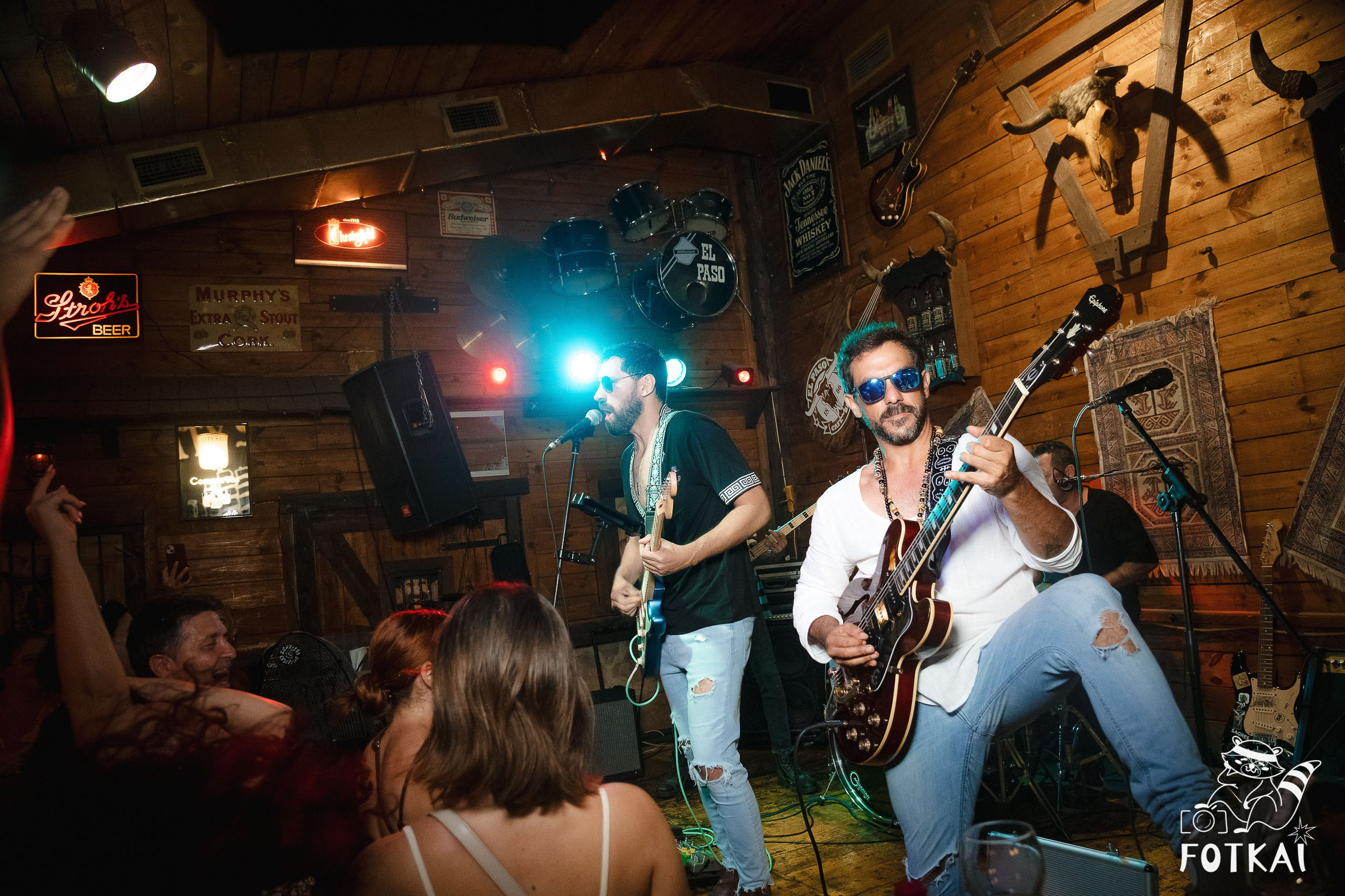 Stones of the Coast en El Paso Rock Bar Torrevieja: Reportaje fotográfico 20.09.25 | FOTKAI