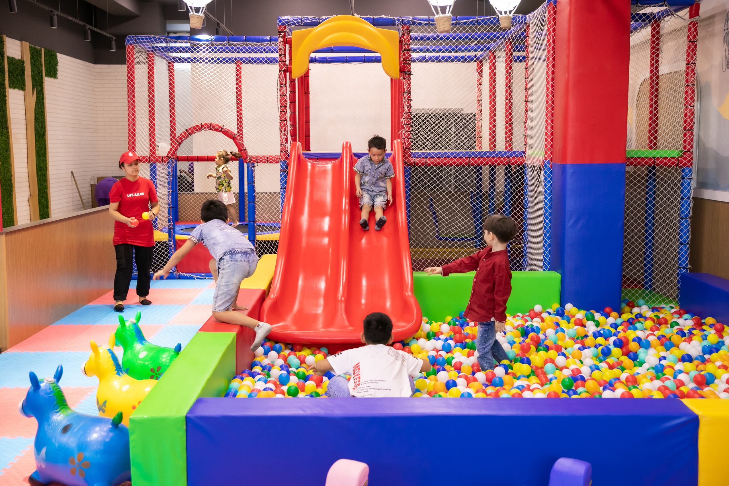 Открытие: LES AILES & CHOPAR. Профессиональная Фото-Видео Студия Геннадия Нестеренко | Ташкент и Весь Узбекистан