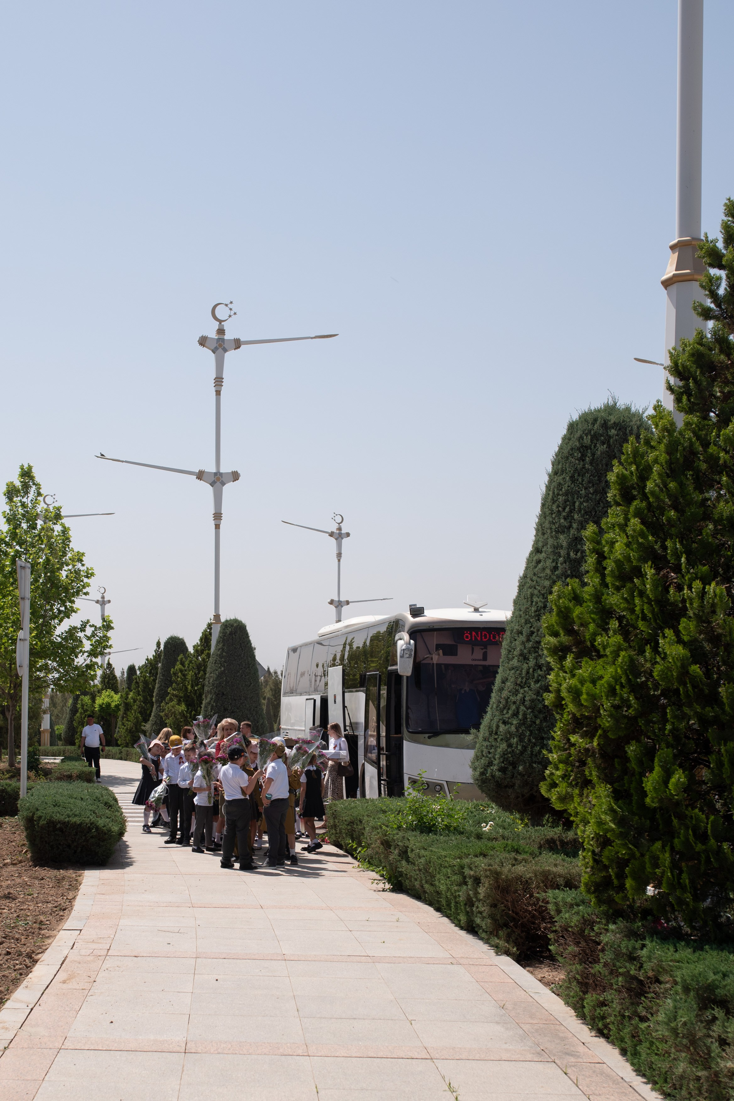 Вечный огонь 2"А» класс. Ваш фотограф в Ашхабаде Гамлет Осипов