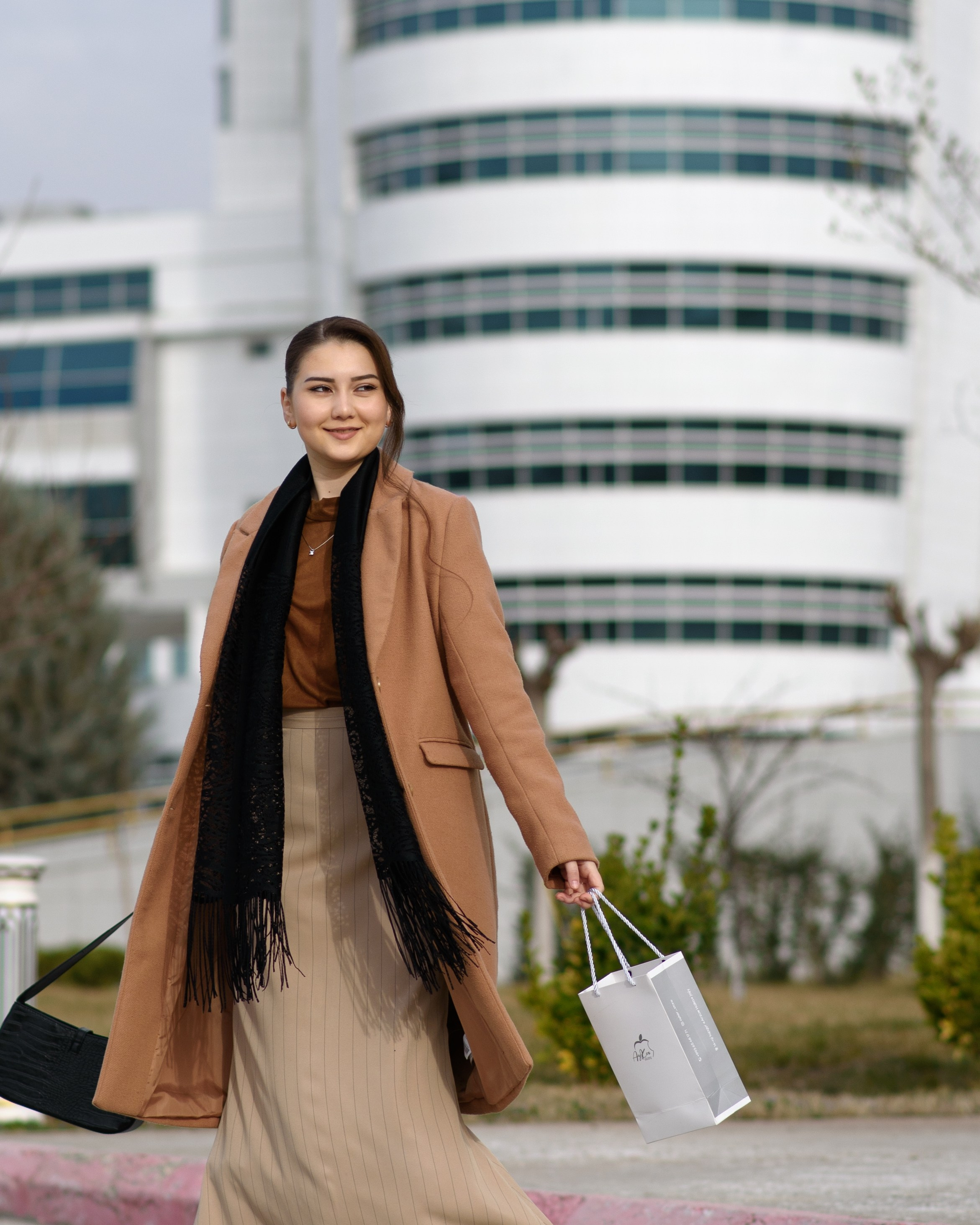 Алина. Ваш фотограф в Ашхабаде Гамлет Осипов