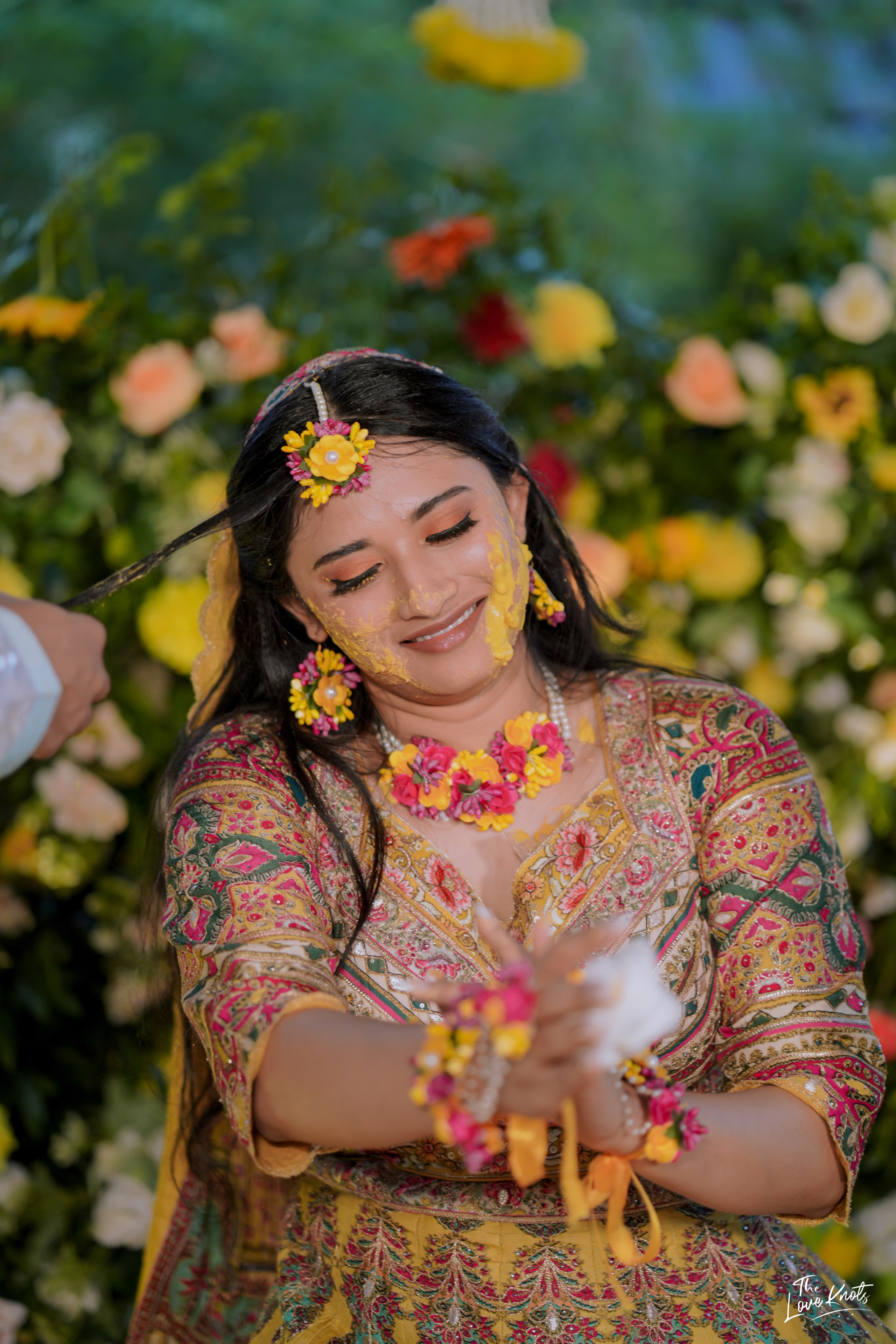 SHAHANA. Theloveknots