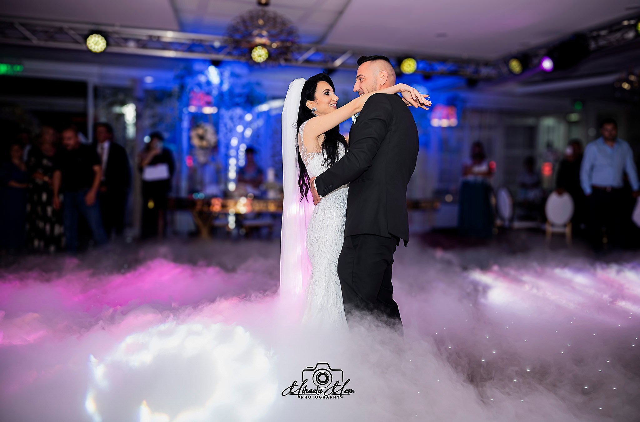 Viviana & Mihai - weddingday. MCM Happy Studio – Fotograf și Videograf Nuntă