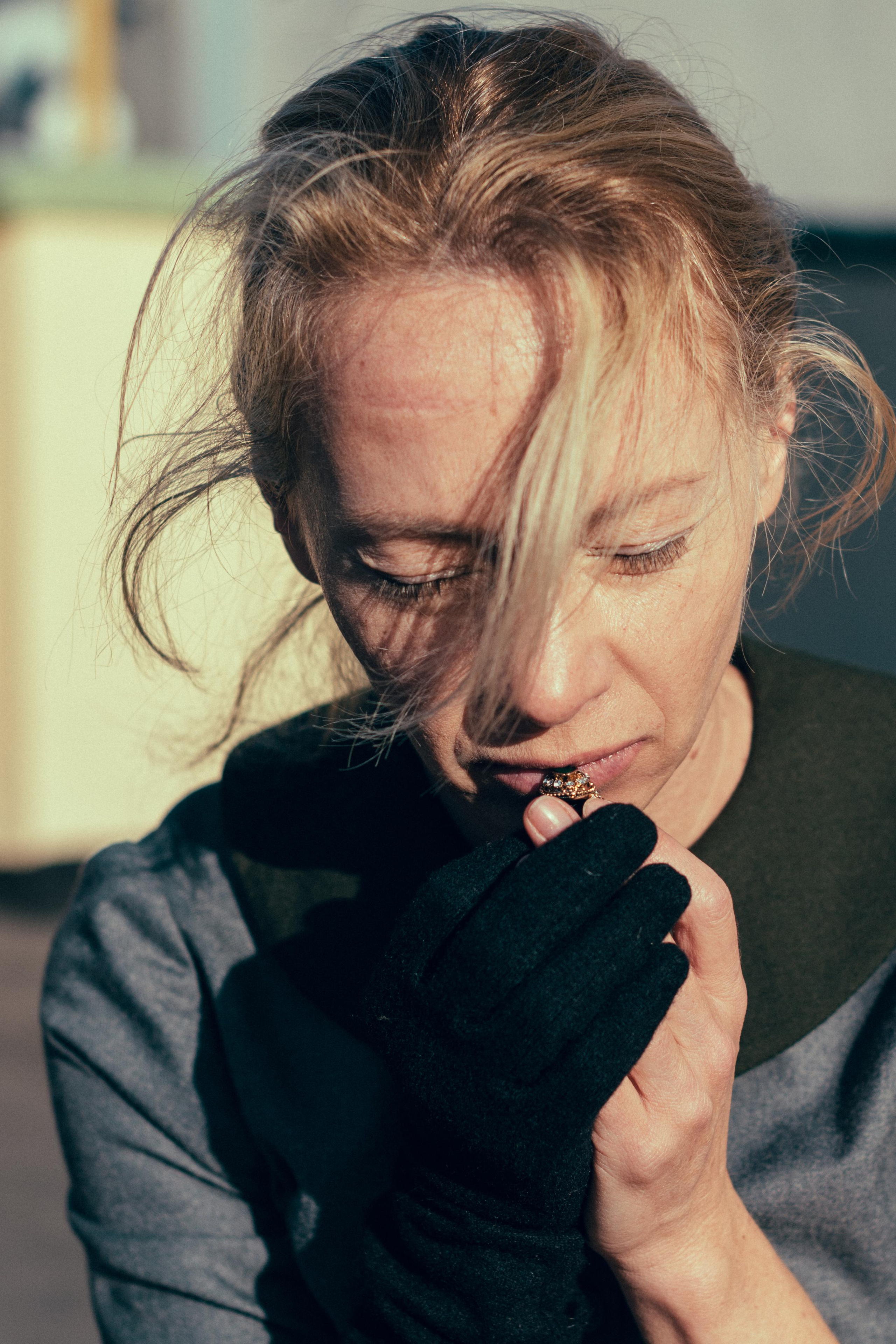 Творческий проект в Стамбуле: «Русские эмигранты. Связь времён». Лайфстайл фотограф в Стамбуле Анатолий. Фотосессии на крышах с чайками