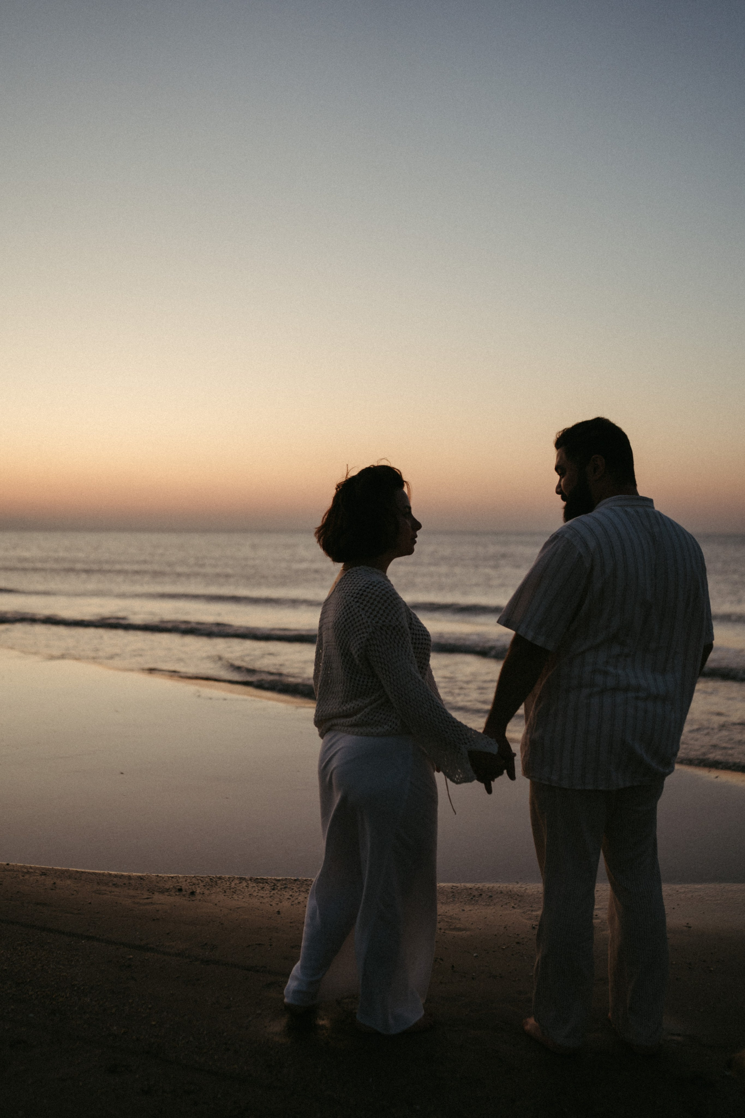 Expecting Javad. Family photographer in Saudi Arabia