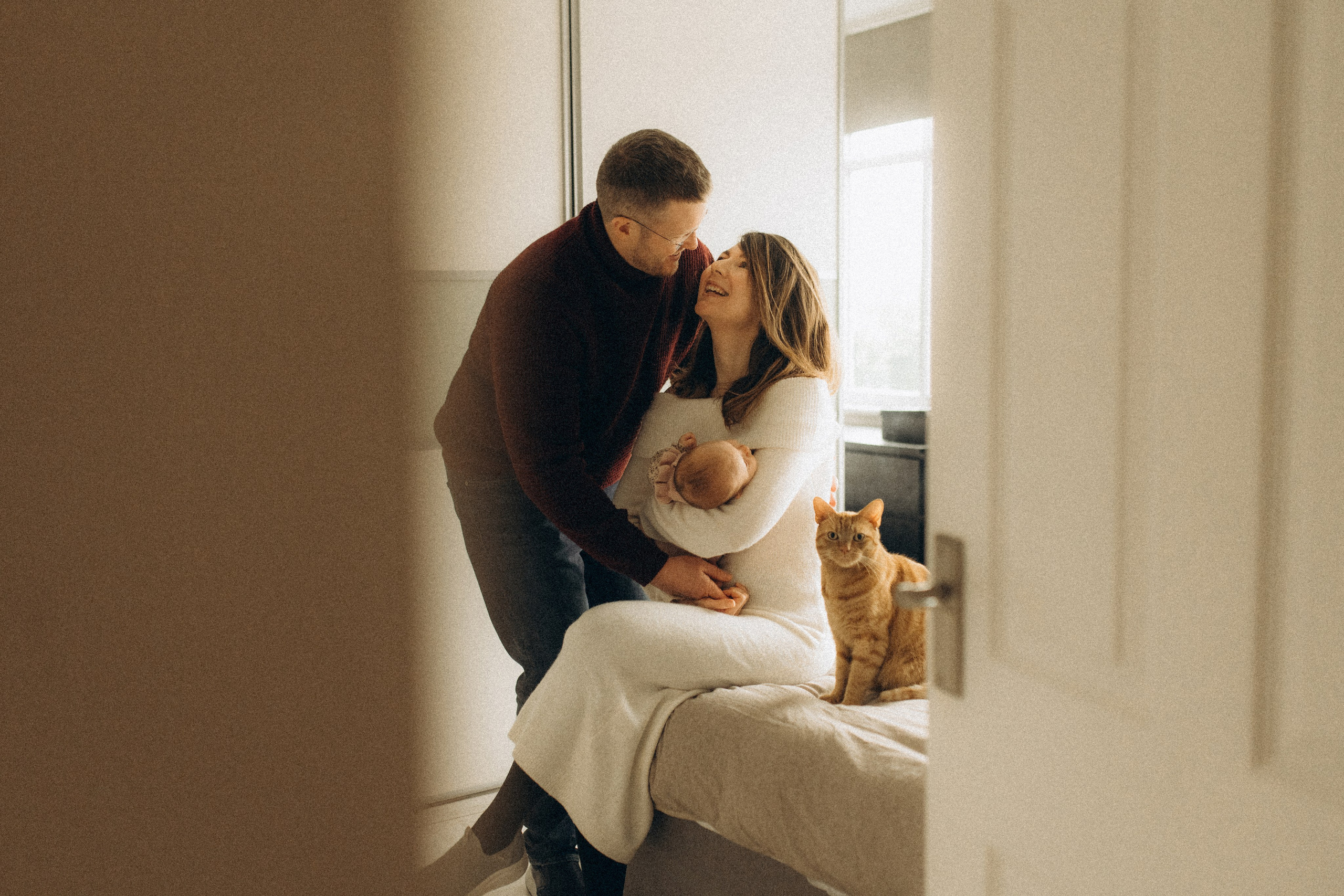 Home newborn session. Tania Gandrabur, photographer in West Midlands, England