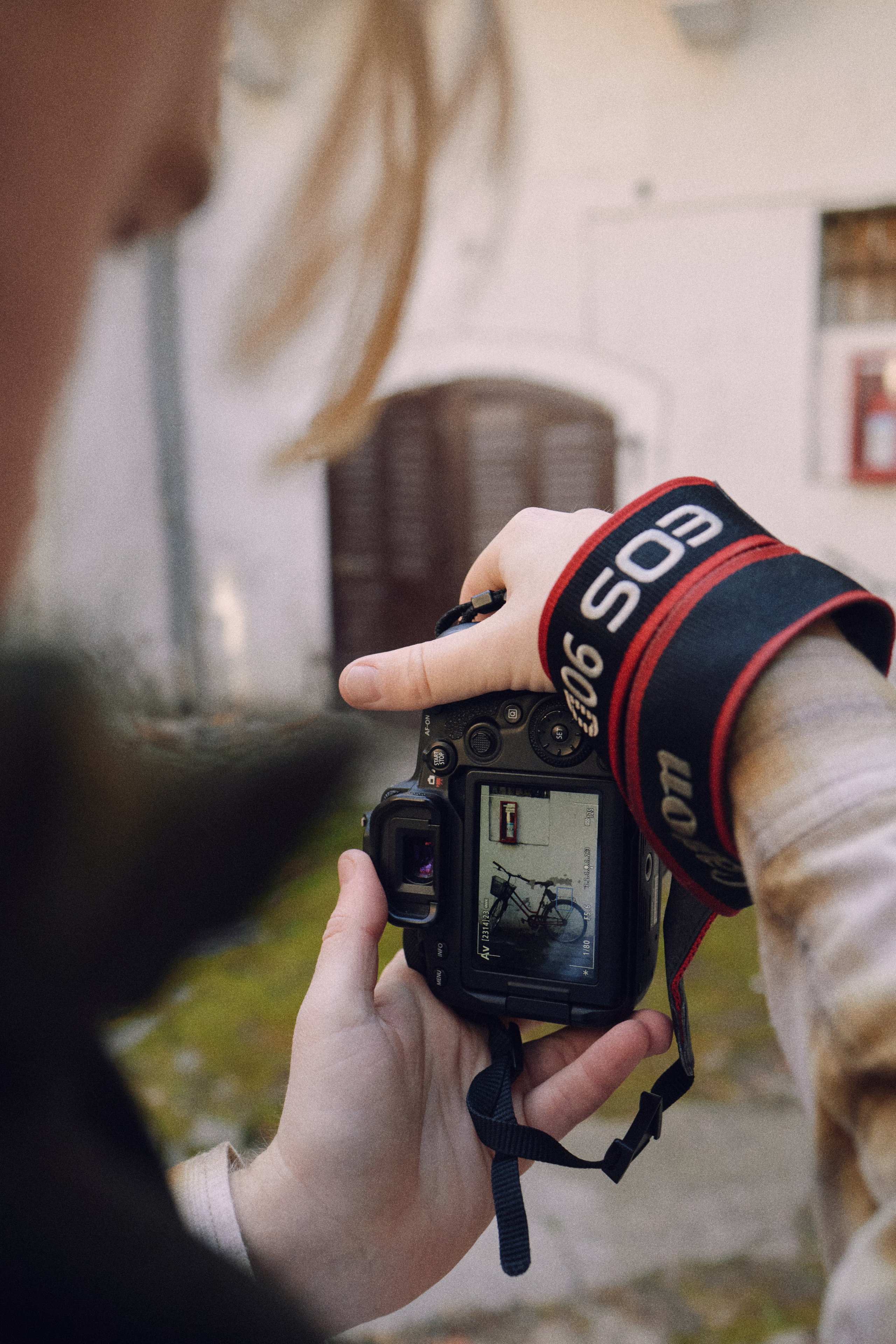 Городской исследователь: Фотосессия Петра в Нови Саде | Фотограф Анастасия Еремина. Анастасия Еремина | Фотограф в Сербии | Персональные и бизнес-фотосессии в Белграде и Нови Саде